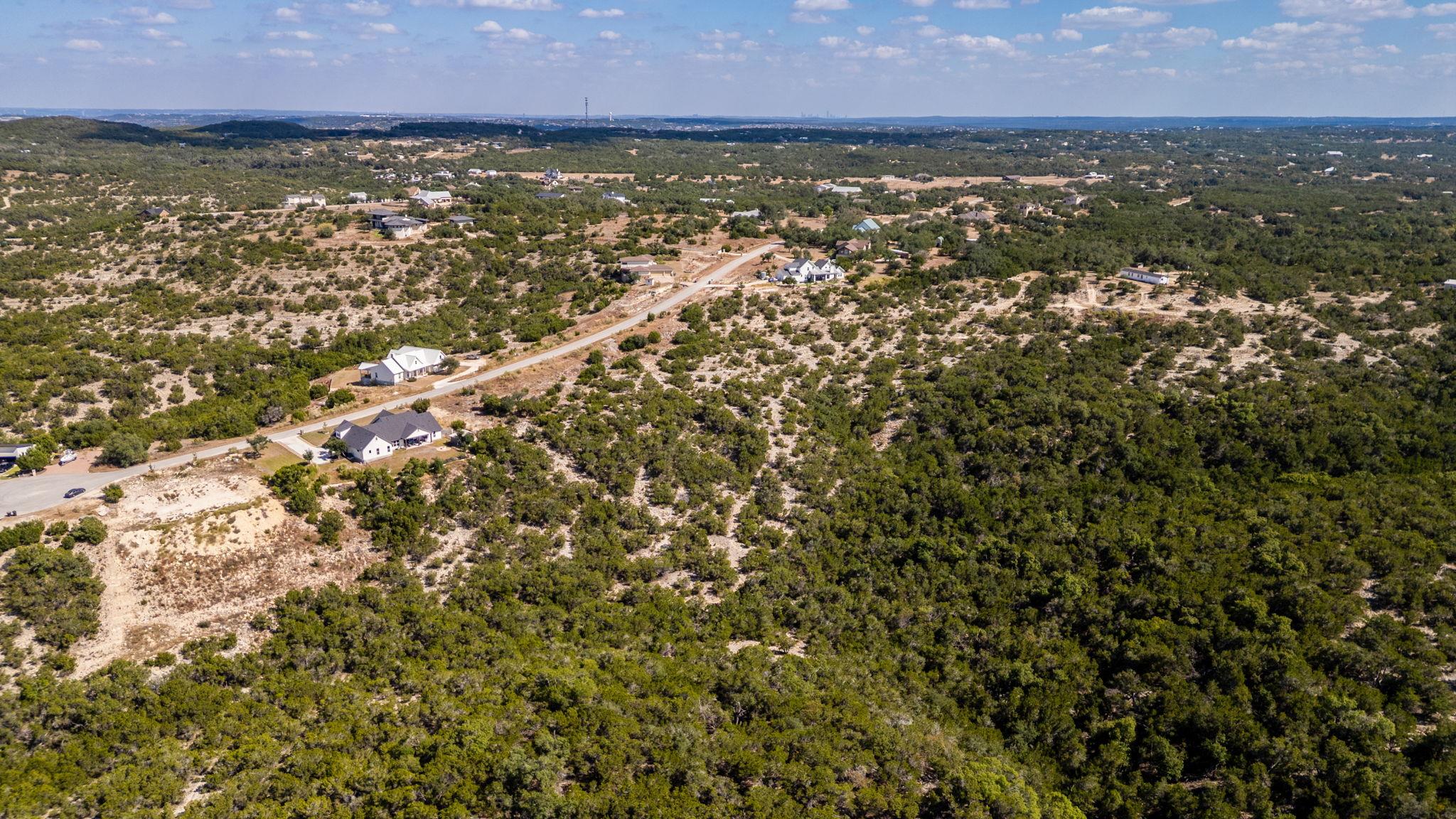 529 Julieanne Cv, Dripping Springs, TX 78620