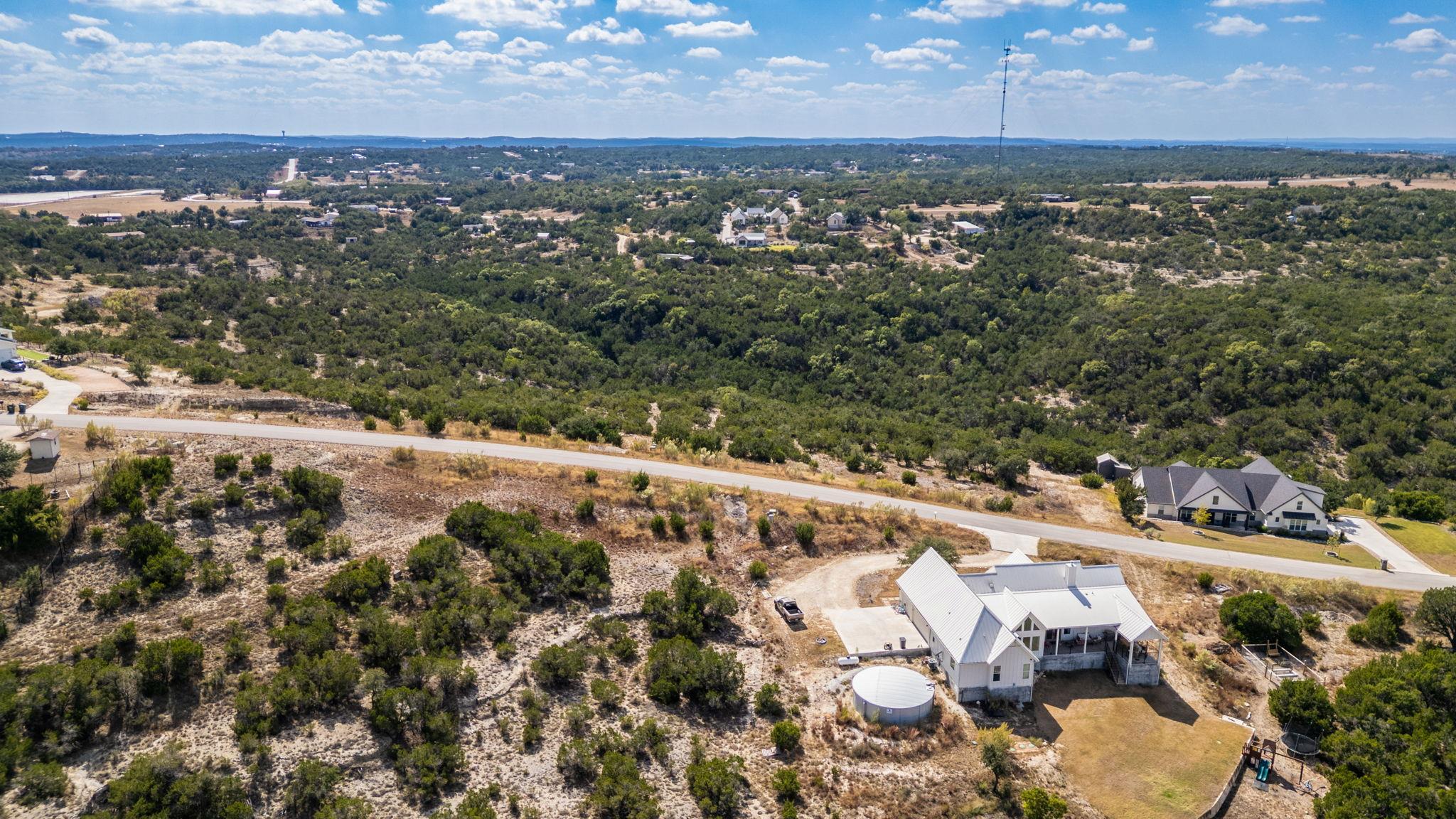 529 Julieanne Cv, Dripping Springs, TX 78620