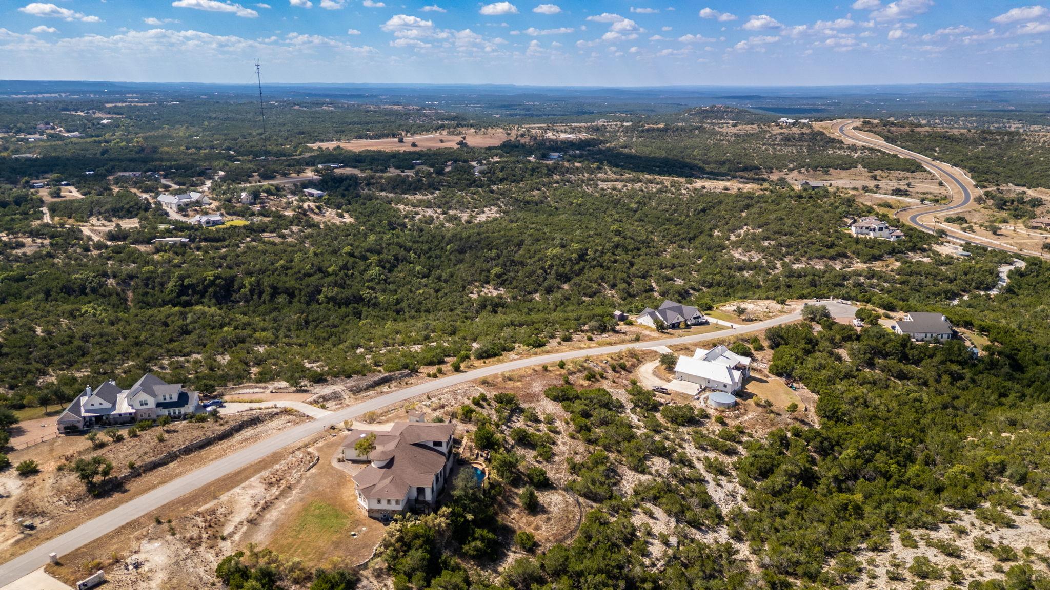 529 Julieanne Cv, Dripping Springs, TX 78620