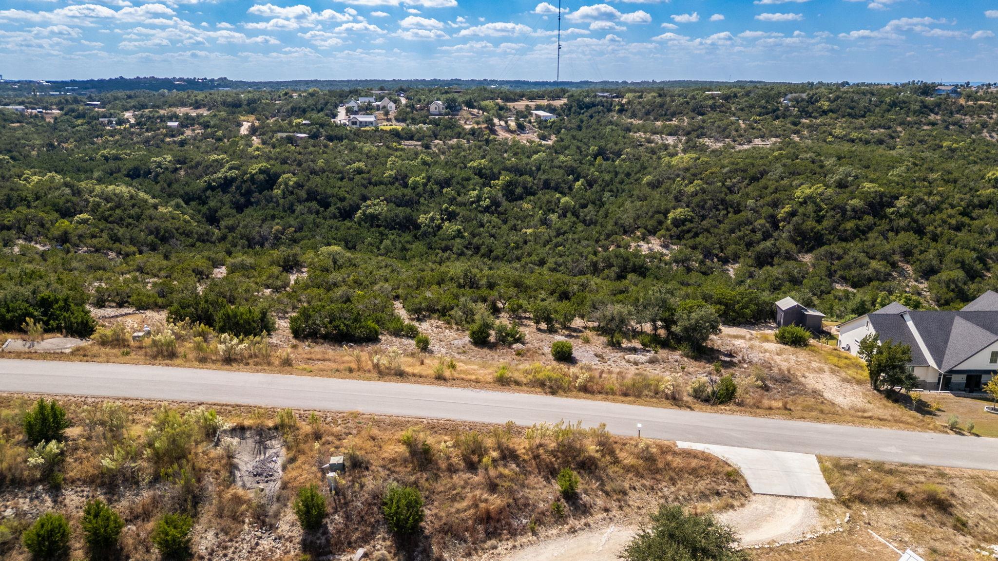 529 Julieanne Cv, Dripping Springs, TX 78620