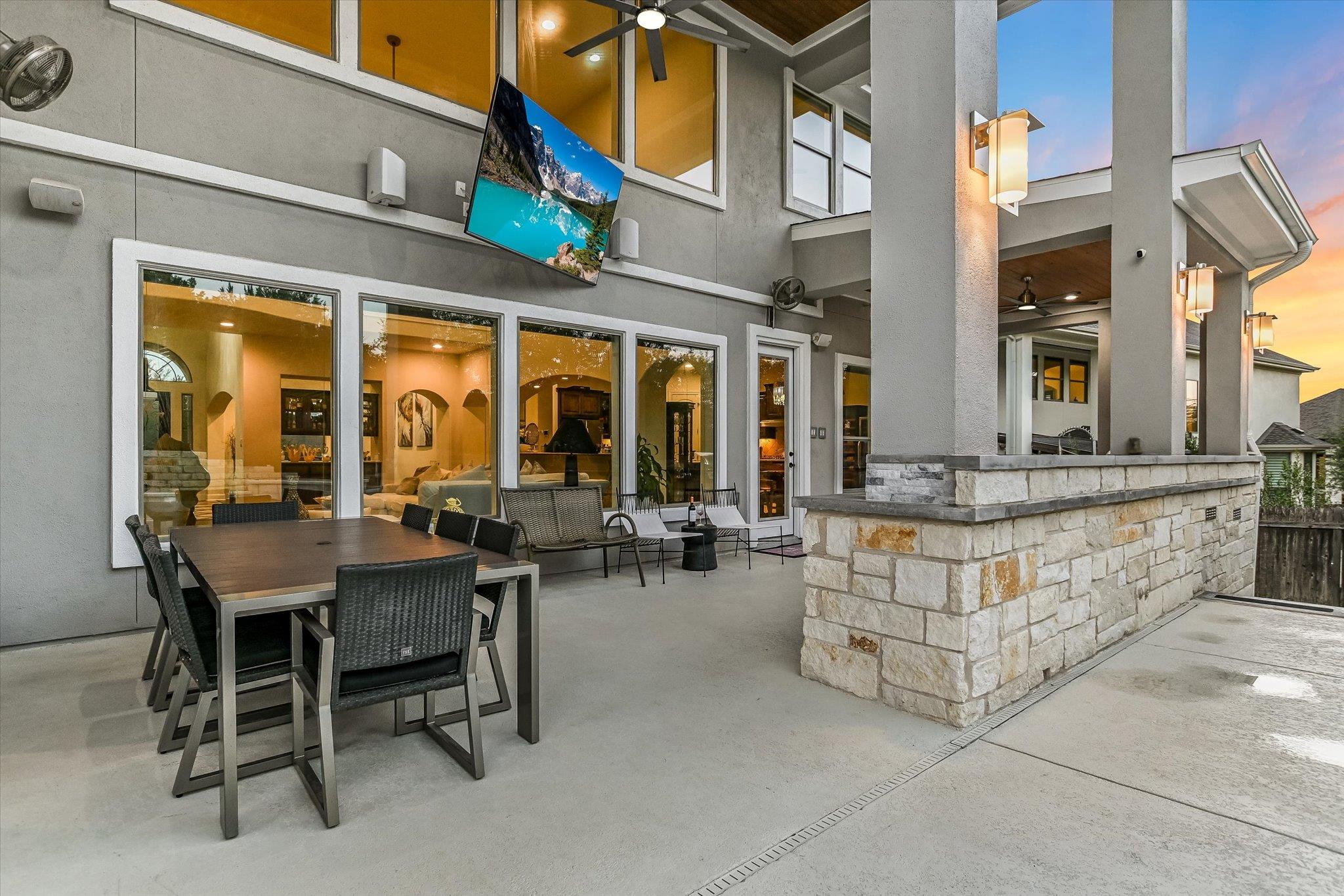 600 Emerald Ridge Dr, Austin, TX 78732