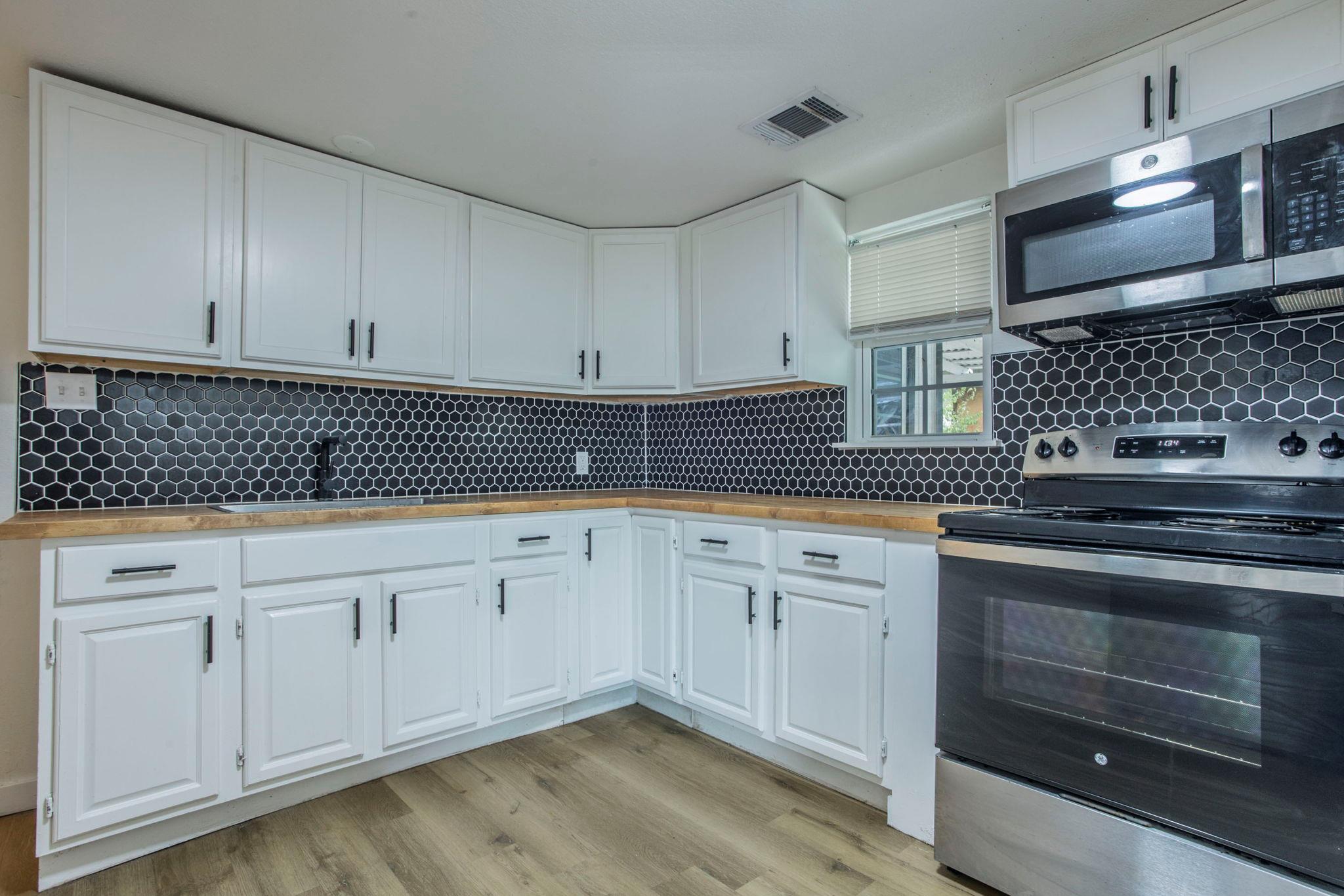 5807 Mayo Dr, San Antonio, TX 78227