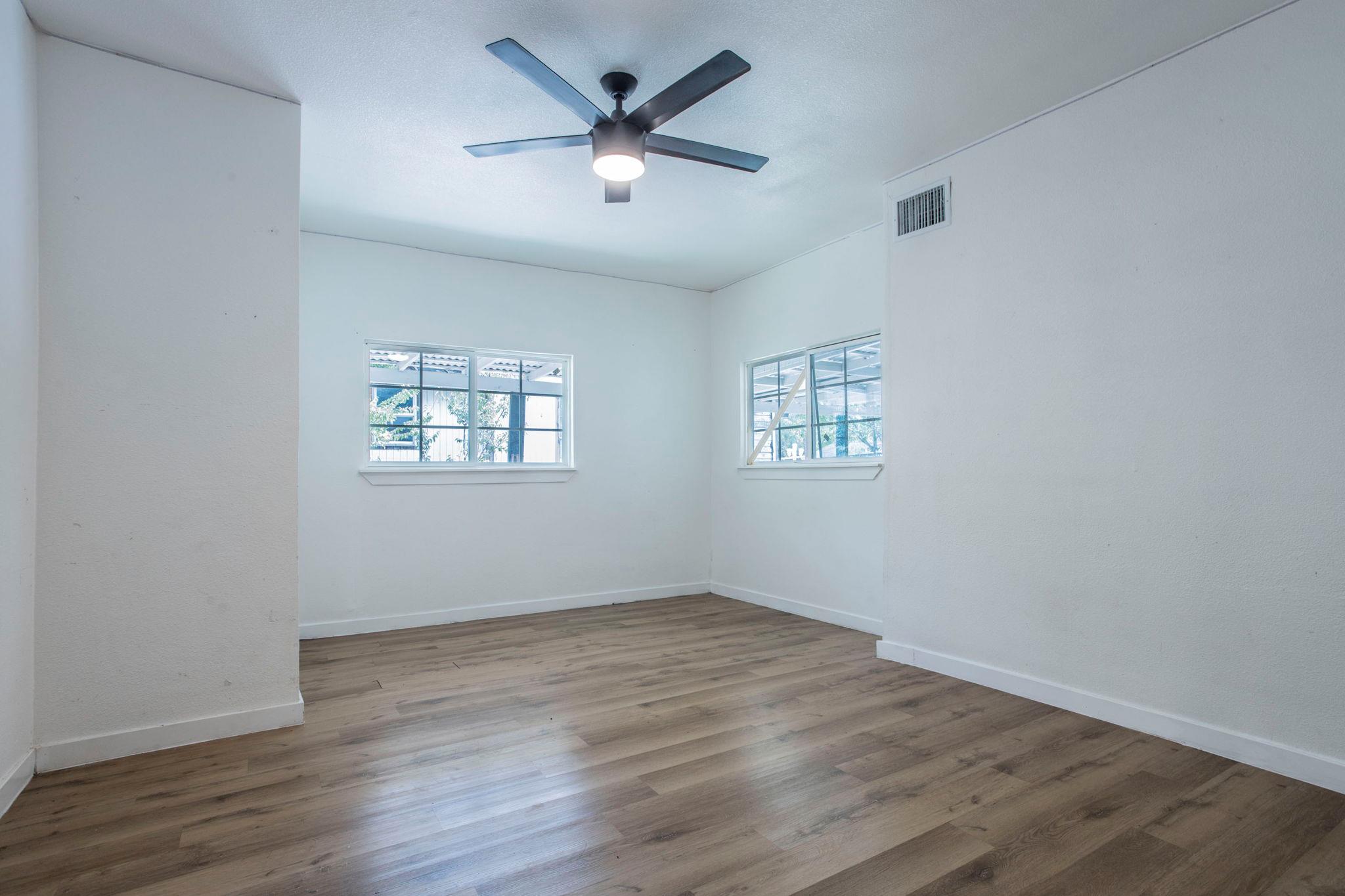 5807 Mayo Dr, San Antonio, TX 78227