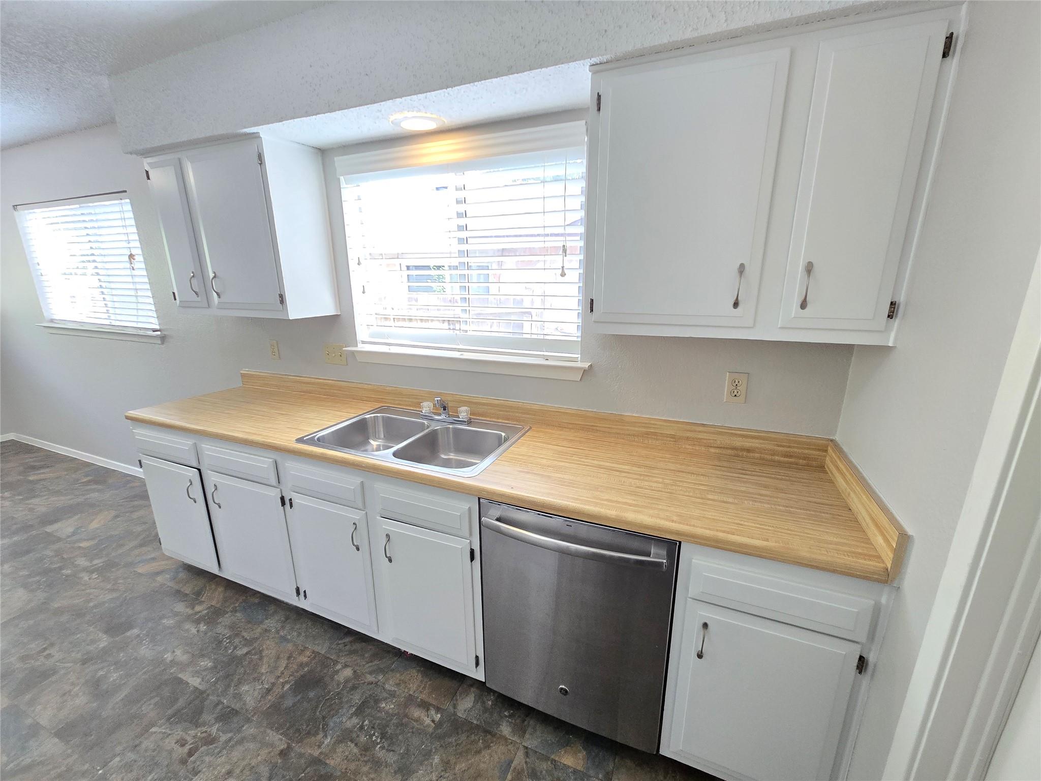 11302 Bristle Oak Trl, Austin, TX 78750