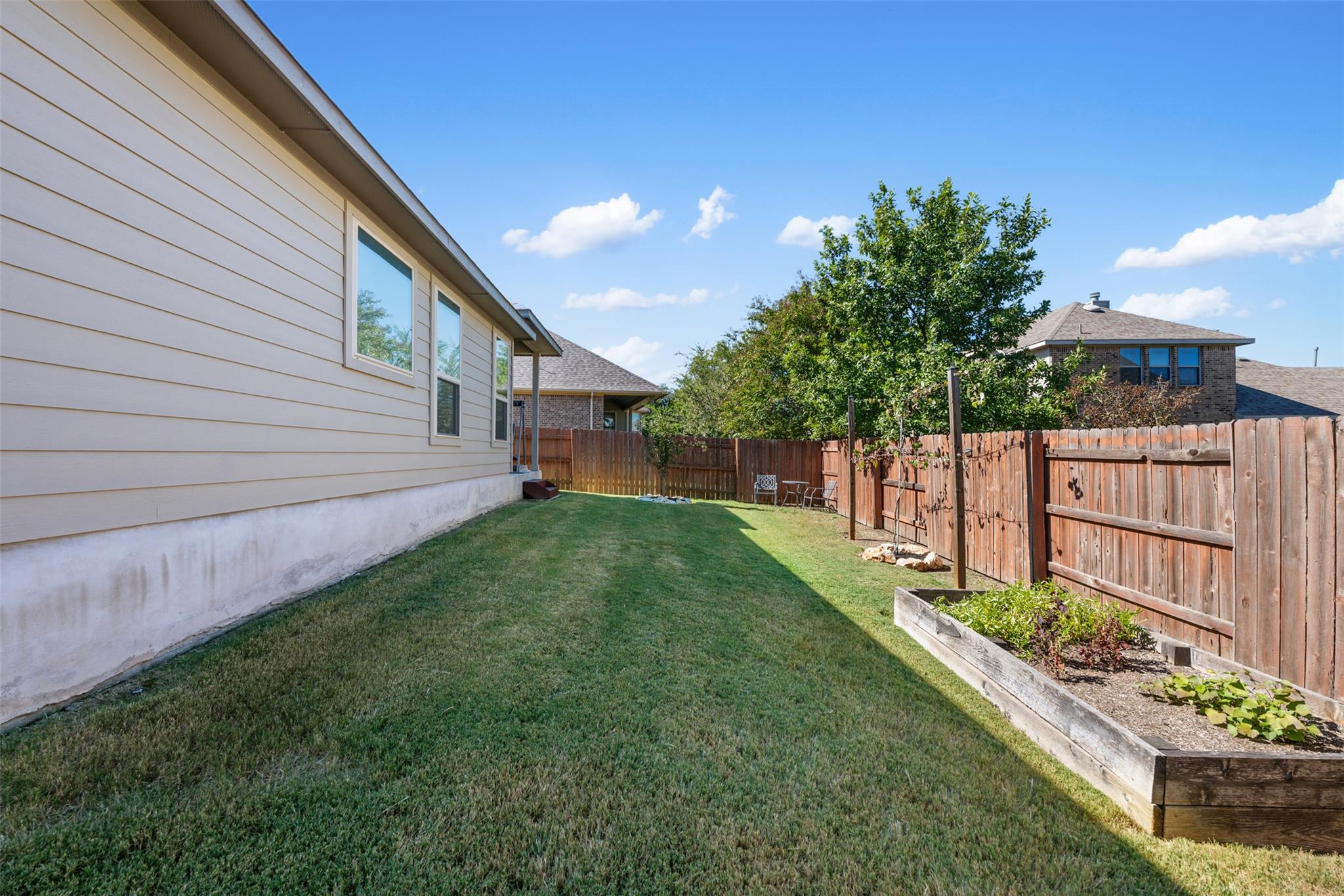 216 Oxbow Cv, Georgetown, TX 78628