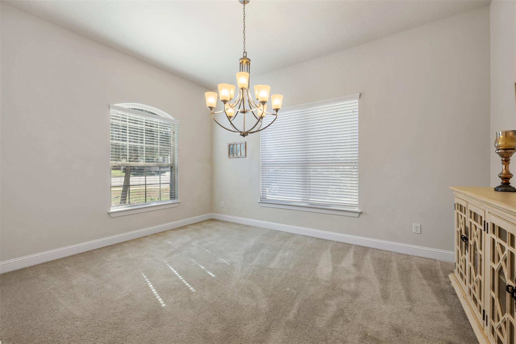 216 Oxbow Cv, Georgetown, TX 78628