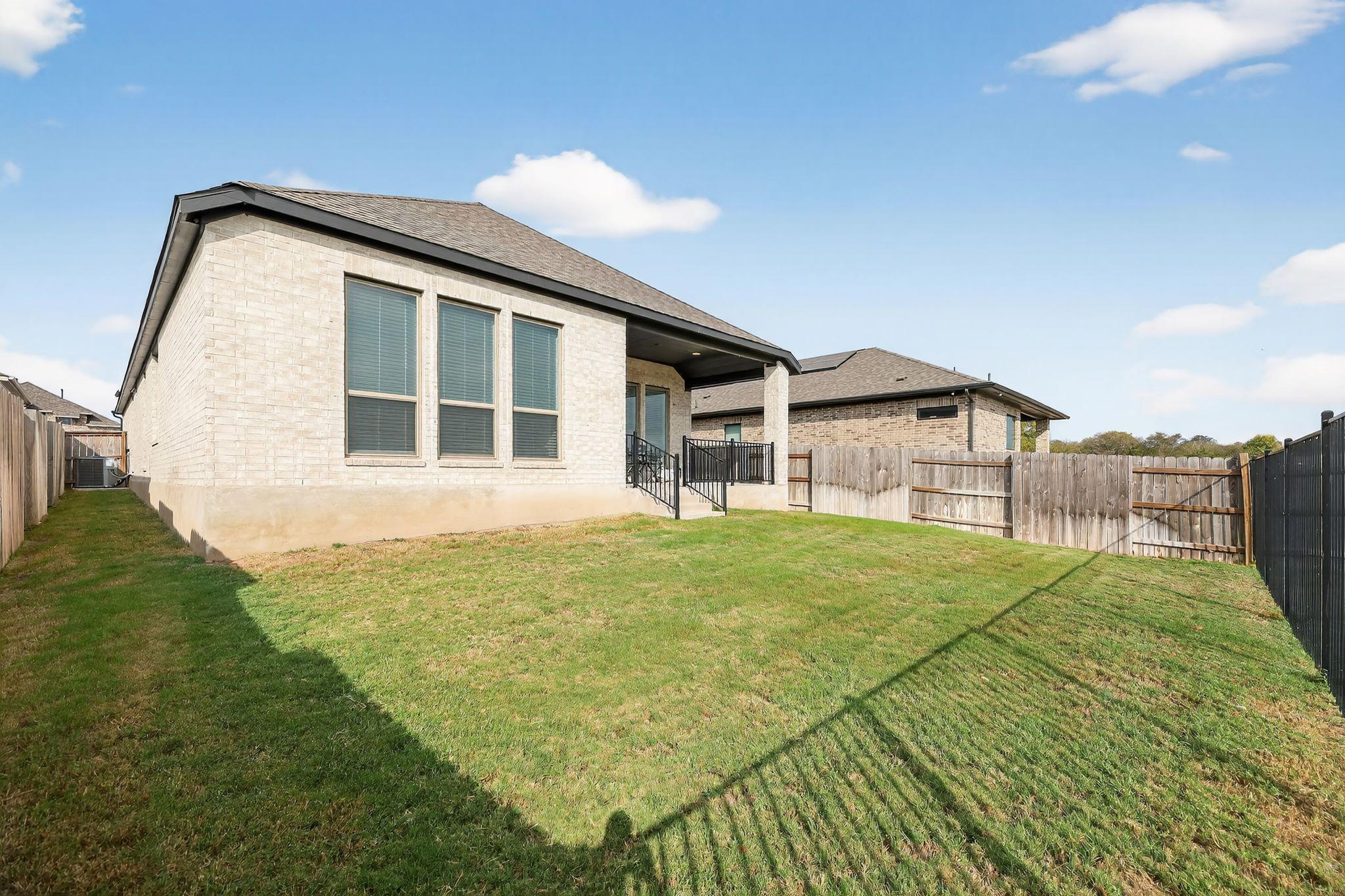 133 Plumbago Loop, Bastrop, TX 78602