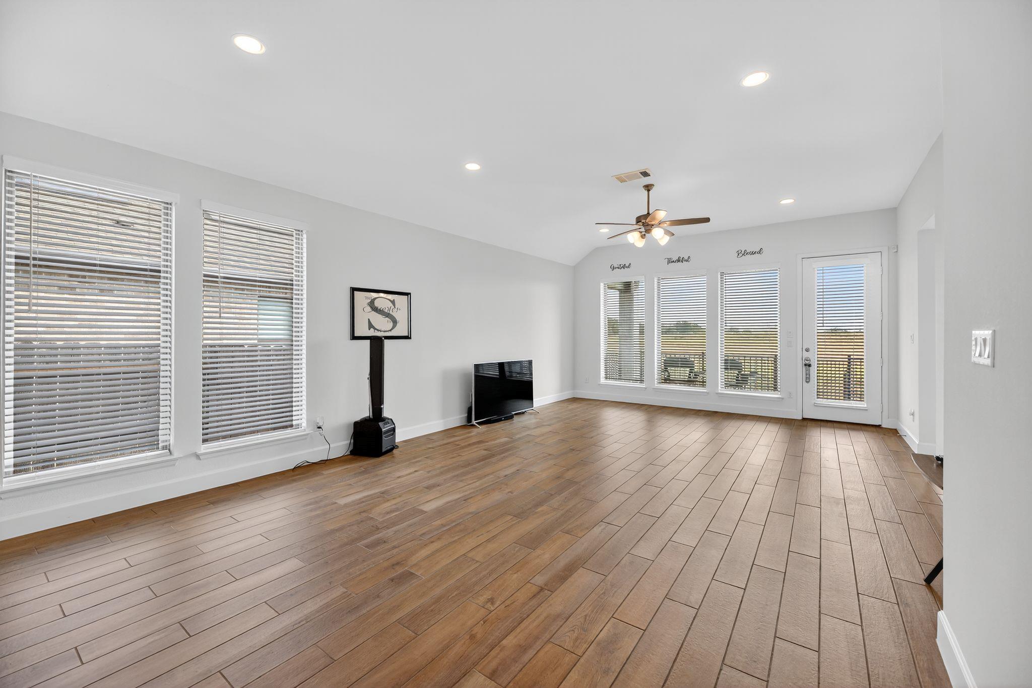 133 Plumbago Loop, Bastrop, TX 78602