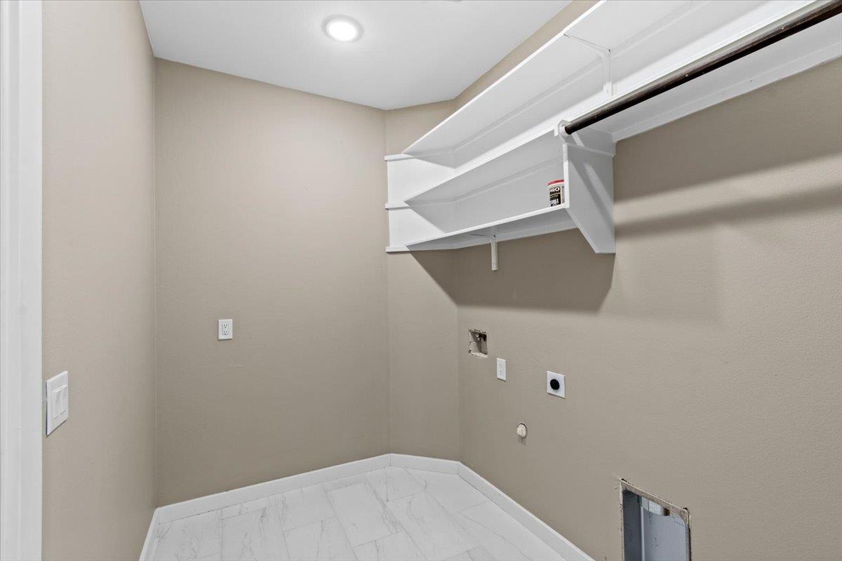 17503 Panorama Dr, Dripping Springs, TX 78620