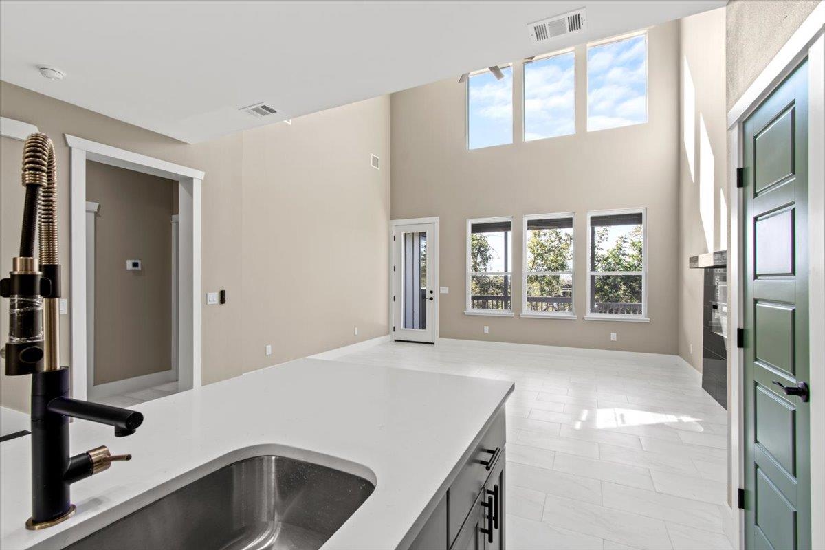 17503 Panorama Dr, Dripping Springs, TX 78620