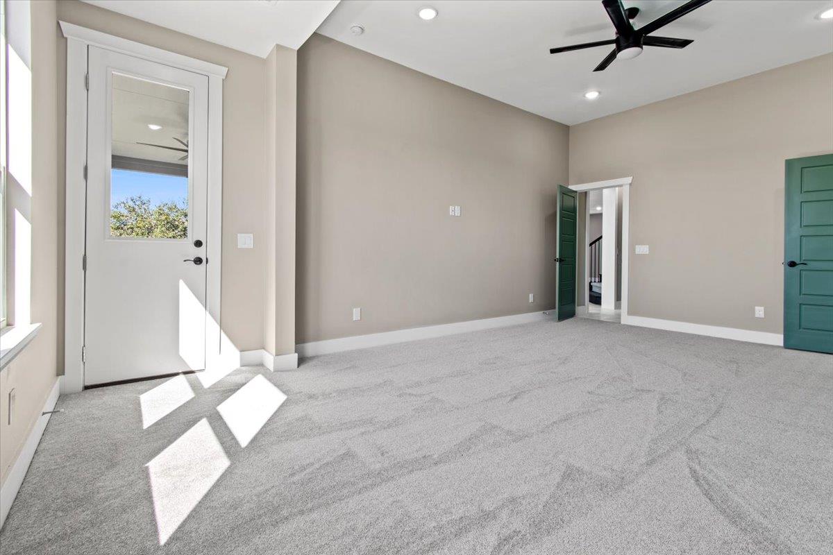 17503 Panorama Dr, Dripping Springs, TX 78620