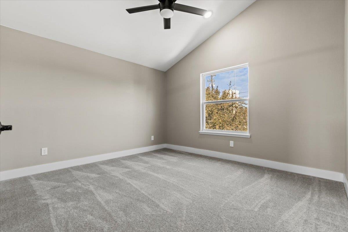 17503 Panorama Dr, Dripping Springs, TX 78620