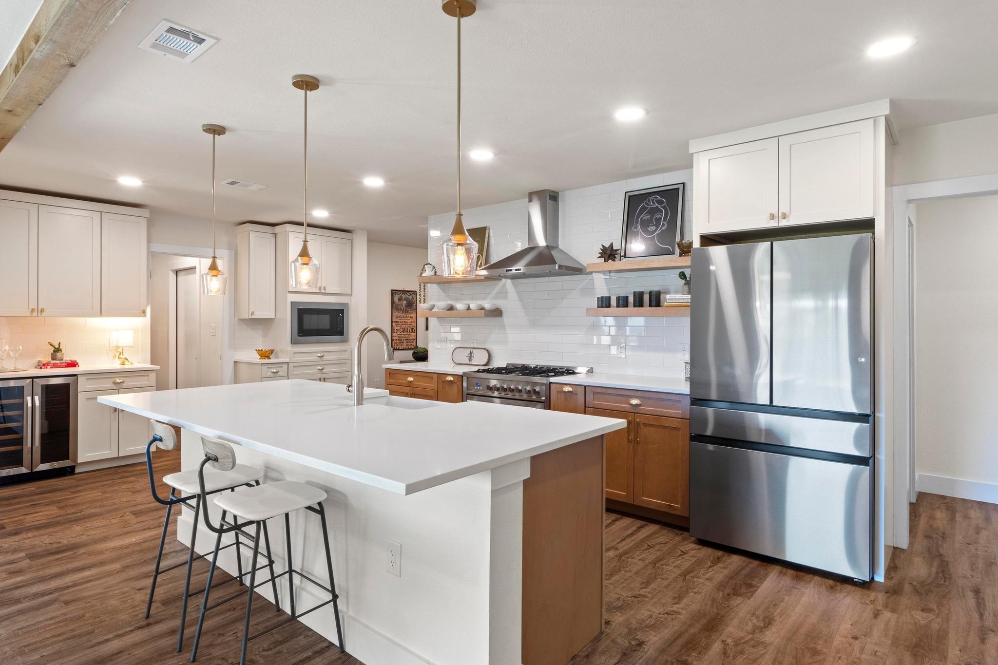 2205 N Plains Ave, Austin, TX 78757