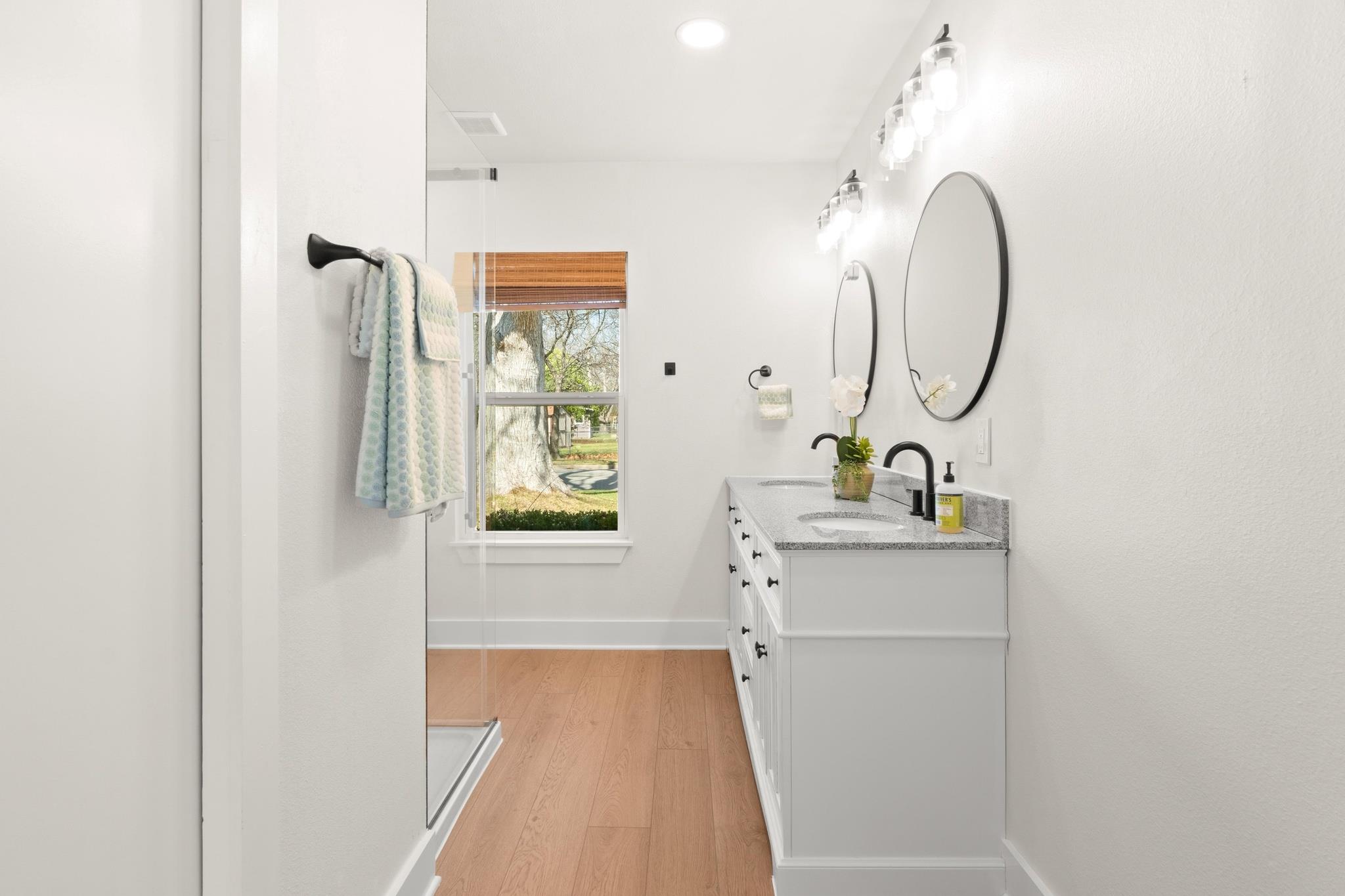 2205 N Plains Ave, Austin, TX 78757