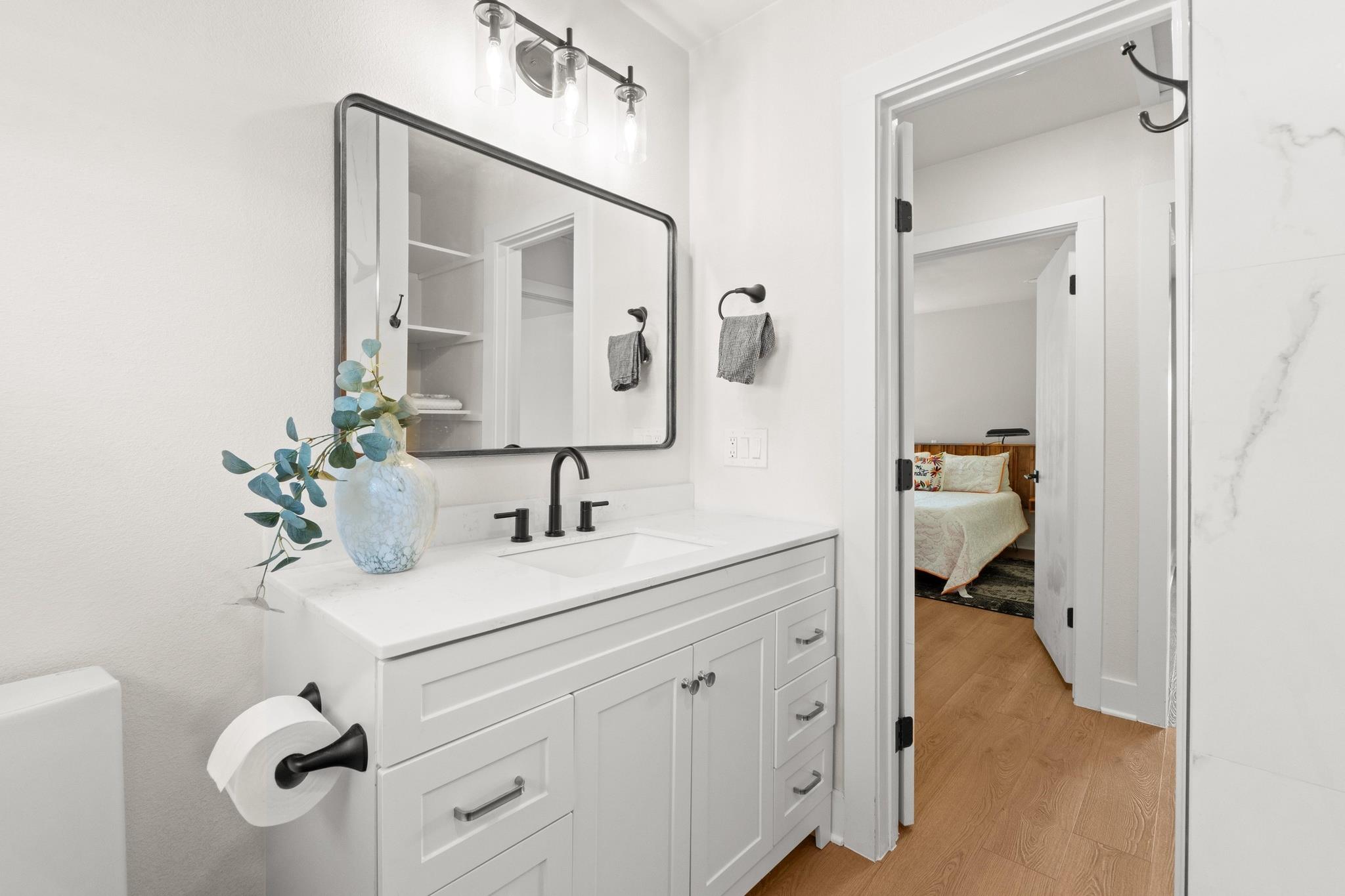 2205 N Plains Ave, Austin, TX 78757