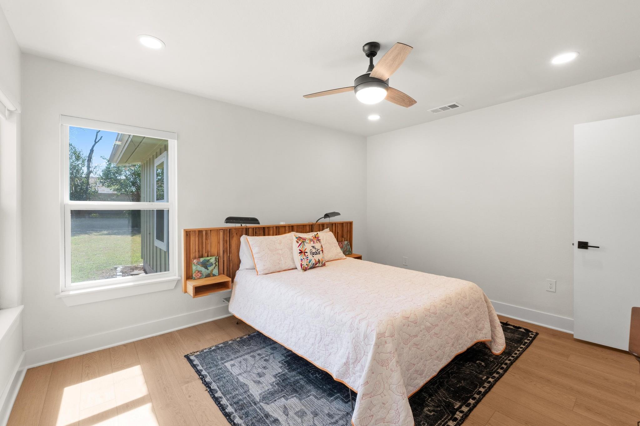 2205 N Plains Ave, Austin, TX 78757