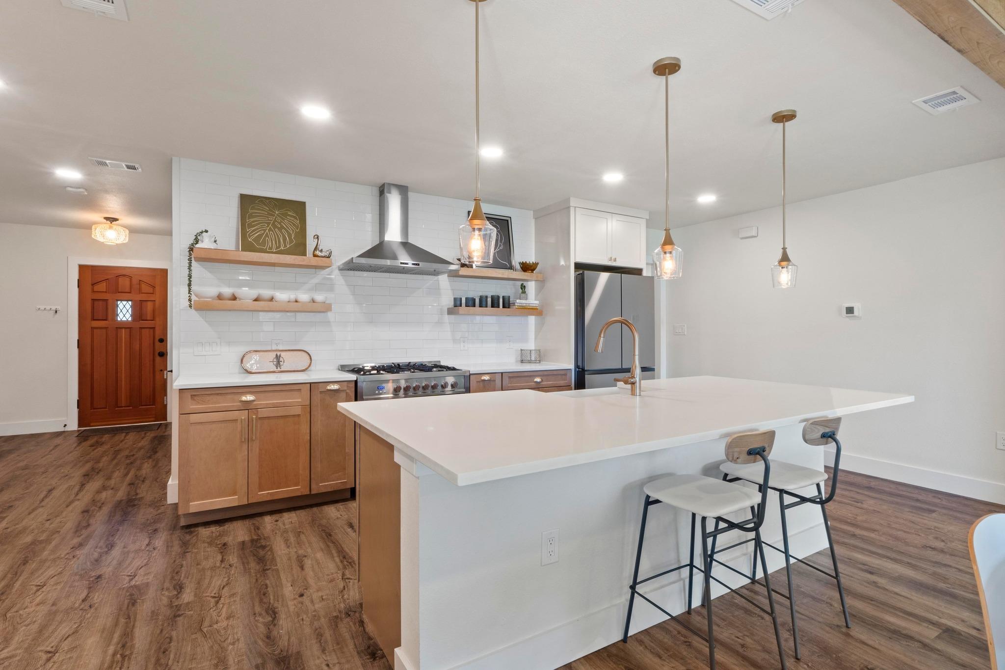 2205 N Plains Ave, Austin, TX 78757