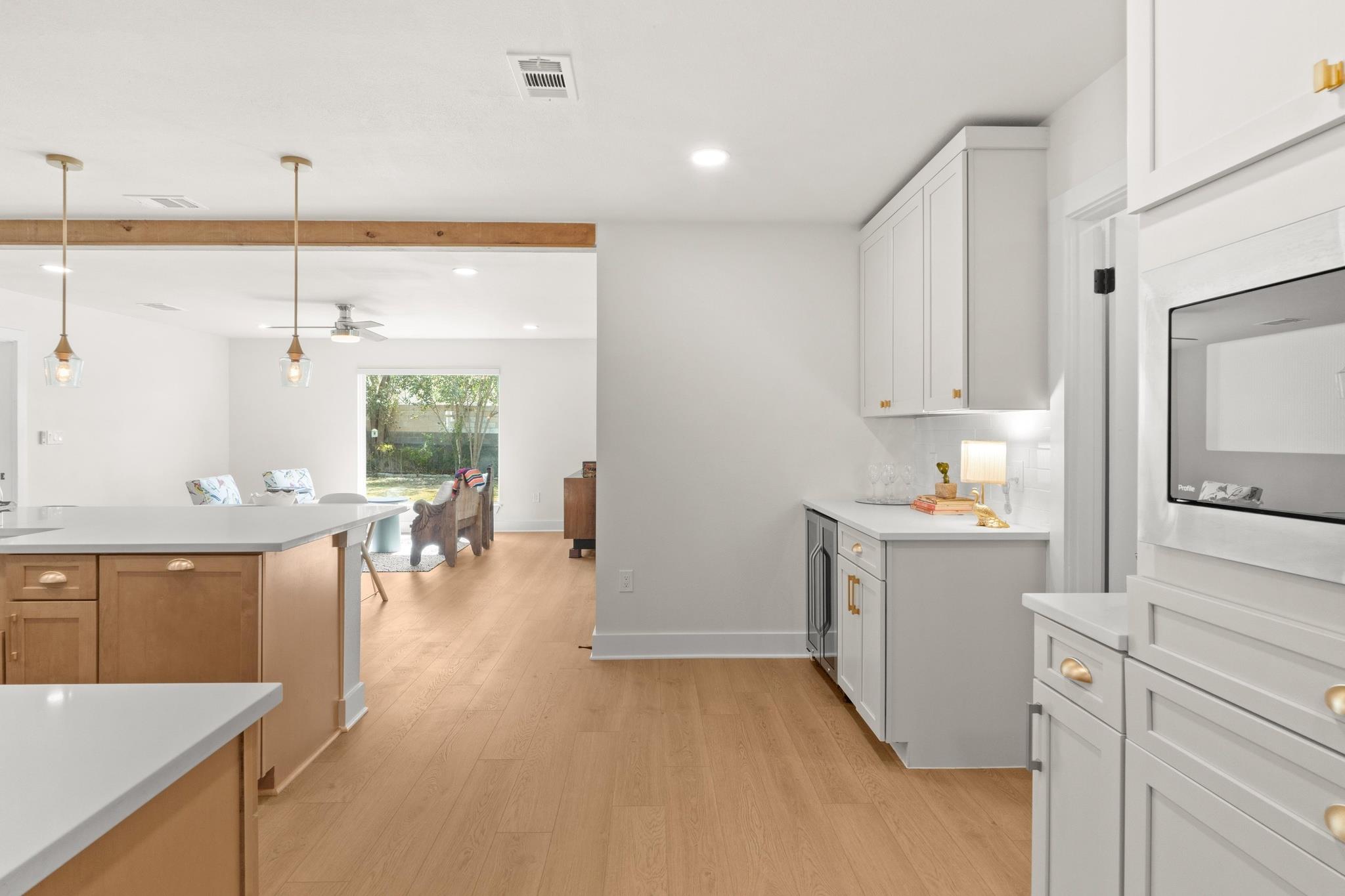 2205 N Plains Ave, Austin, TX 78757