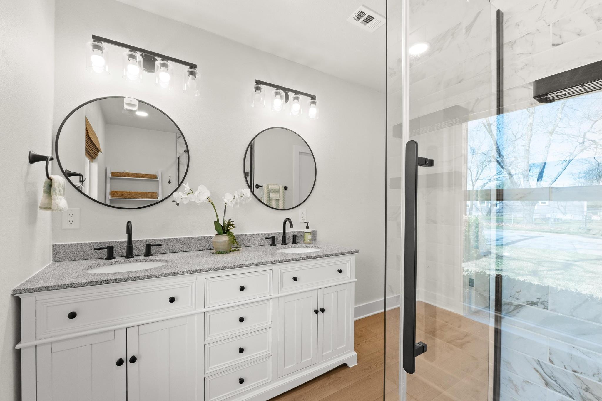 2205 N Plains Ave, Austin, TX 78757