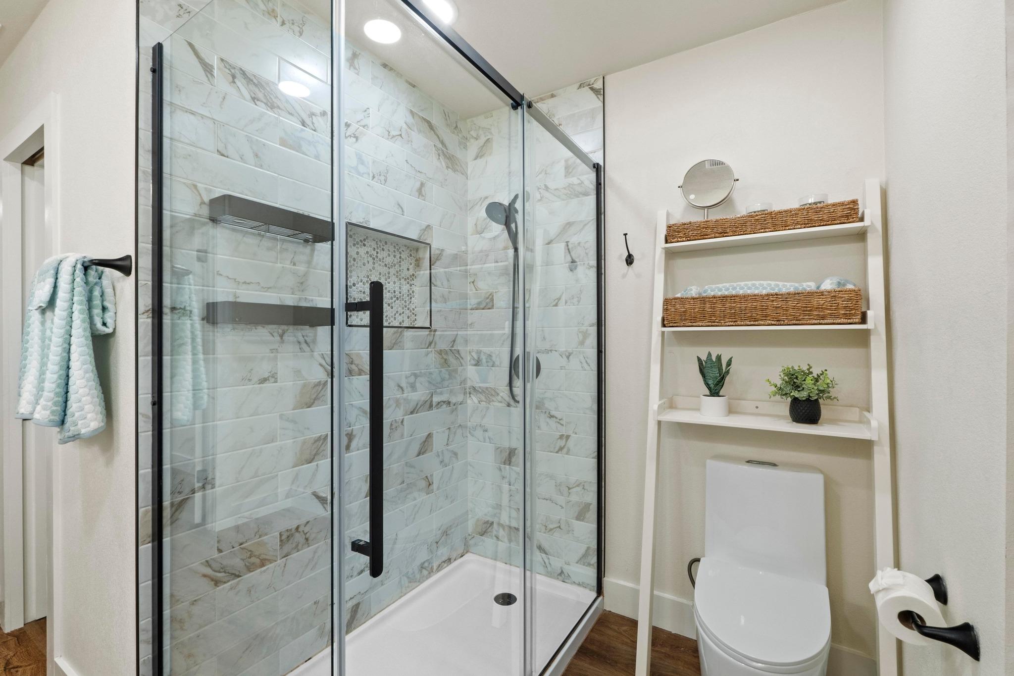 2205 N Plains Ave, Austin, TX 78757