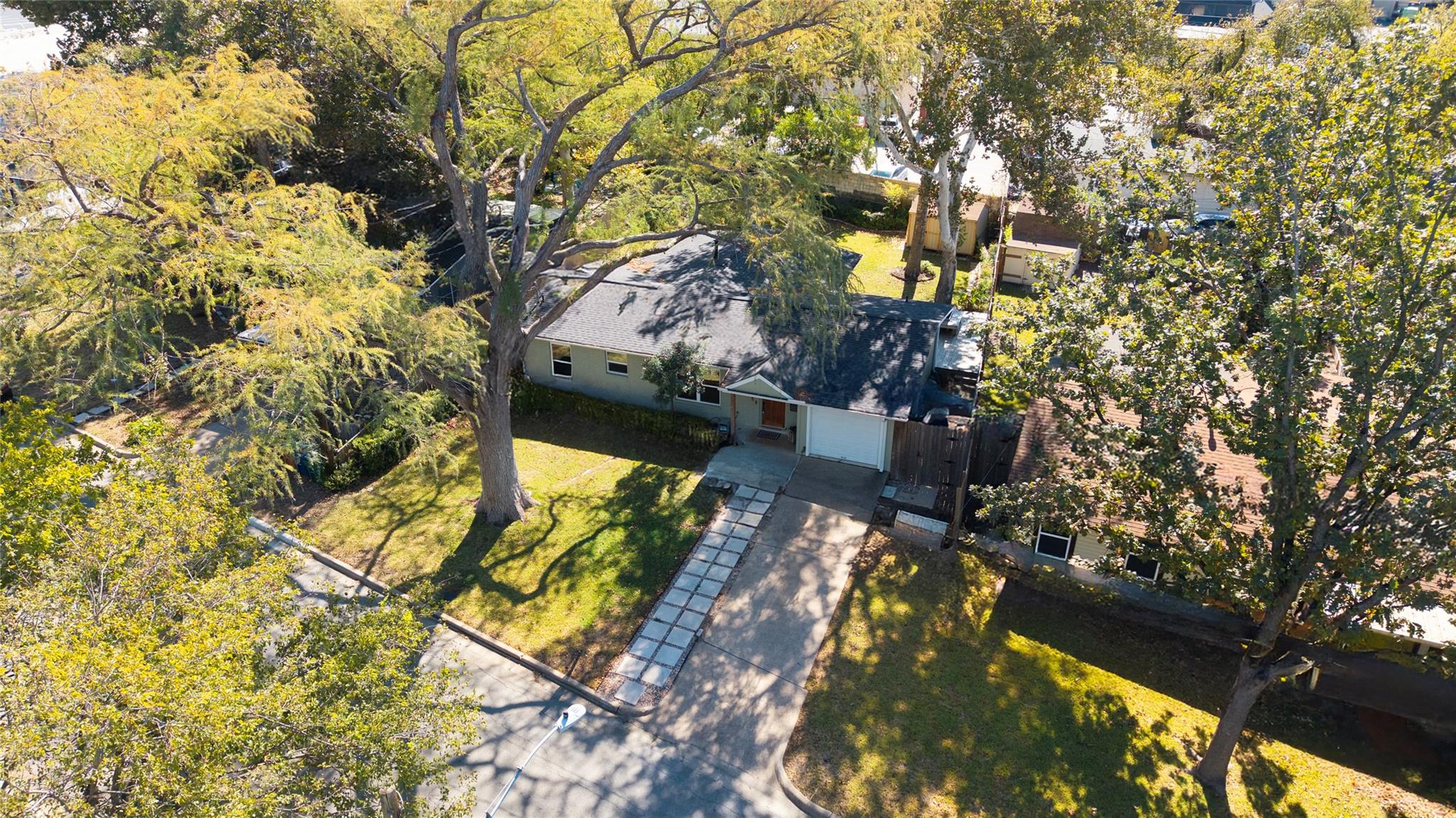 2205 N Plains Ave, Austin, TX 78757