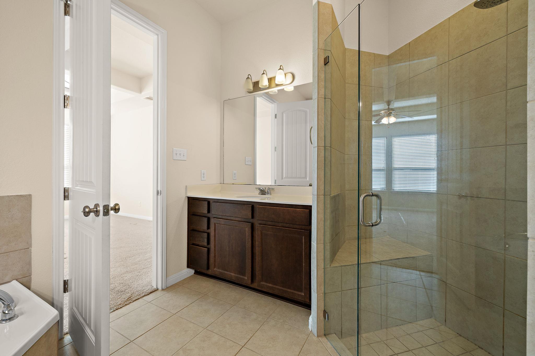 1400 Little Elm Trl # 1126, Cedar Park, TX 78613