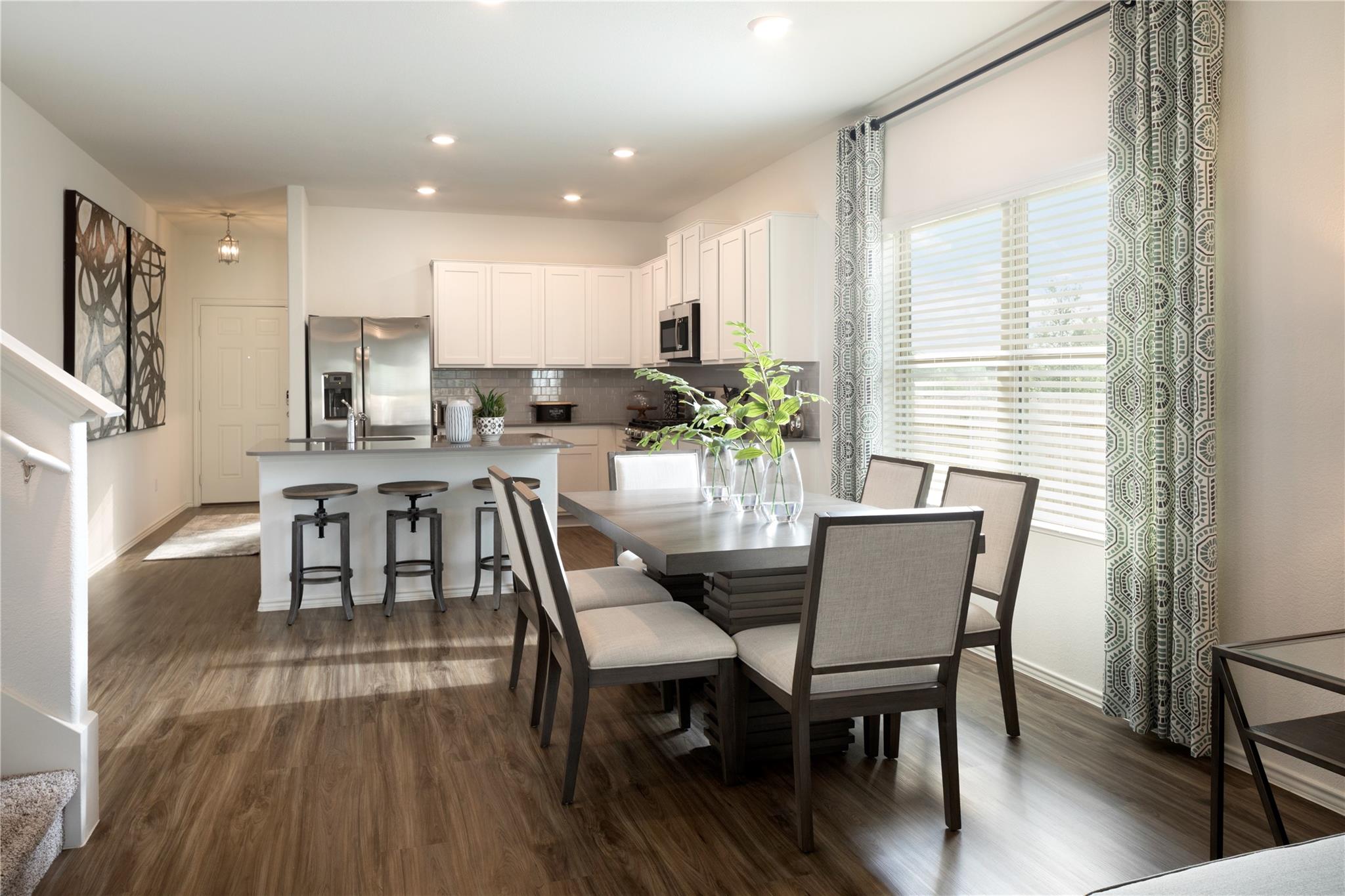 206 Herald Dr, Hutto, TX 78634