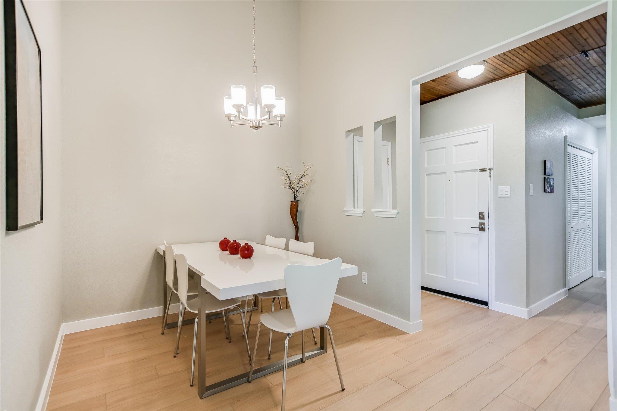 8200 Neely Dr # 206, Austin, TX 78759