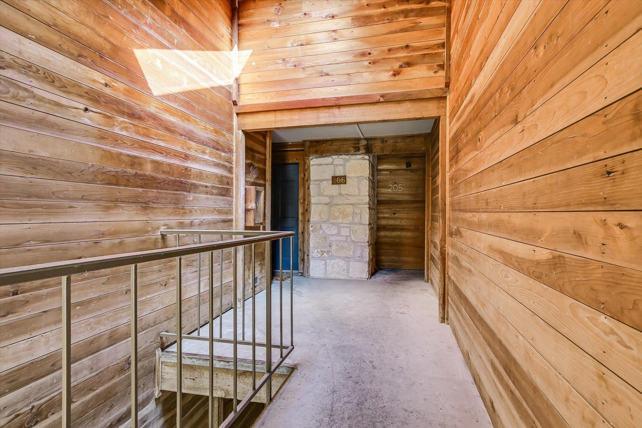 8200 Neely Dr # 206, Austin, TX 78759