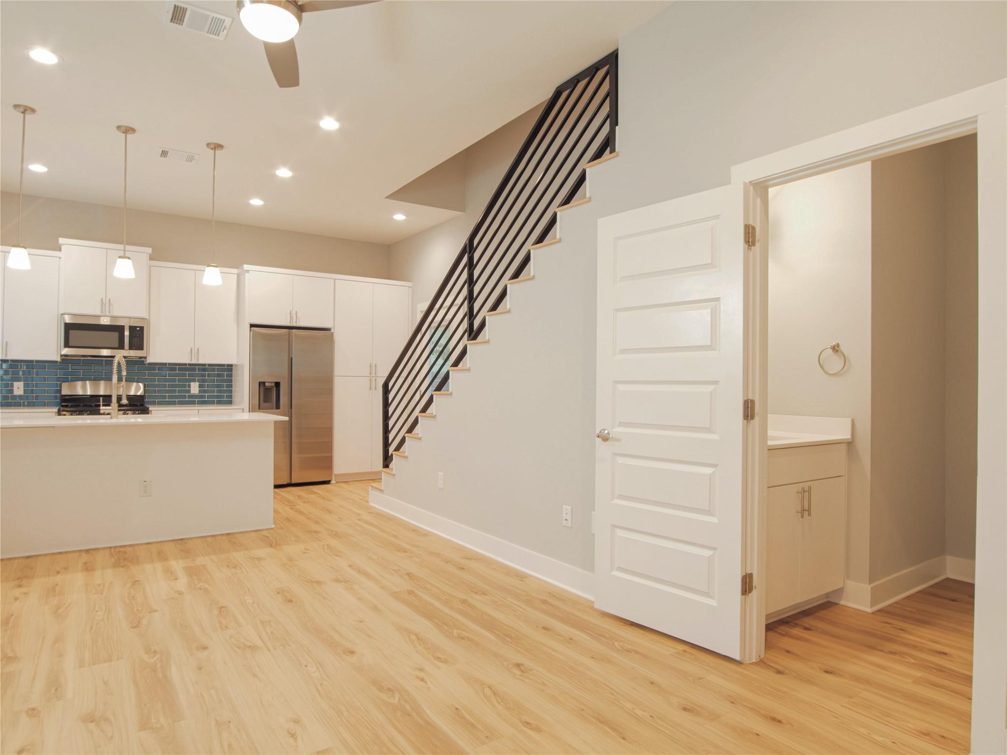 6014 Fairway St # 2, Austin, TX 78741