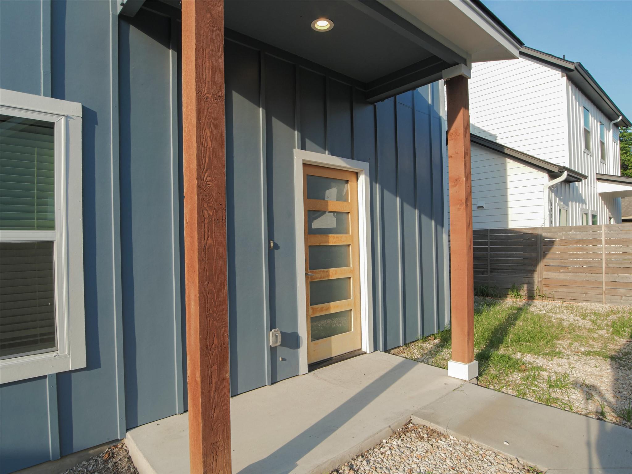 6014 Fairway St # 2, Austin, TX 78741