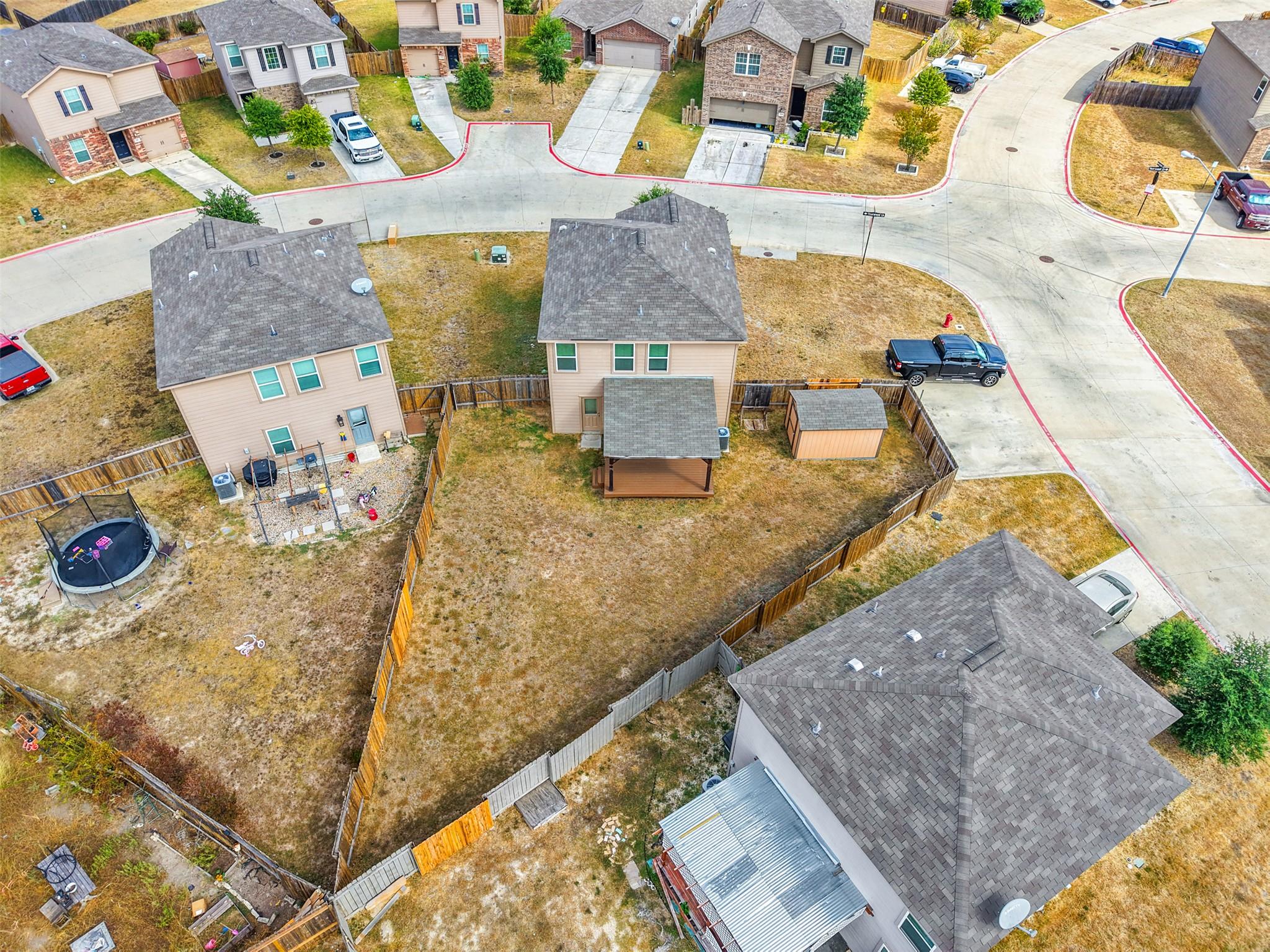 201 Yearwood Ln, Jarrell, TX 76537