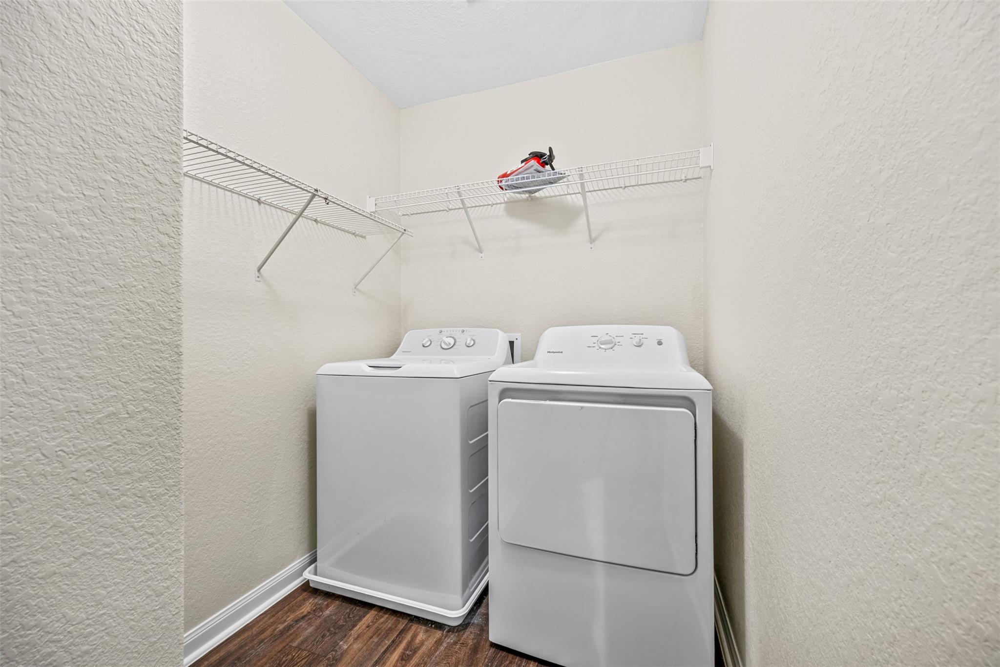 201 Yearwood Ln, Jarrell, TX 76537