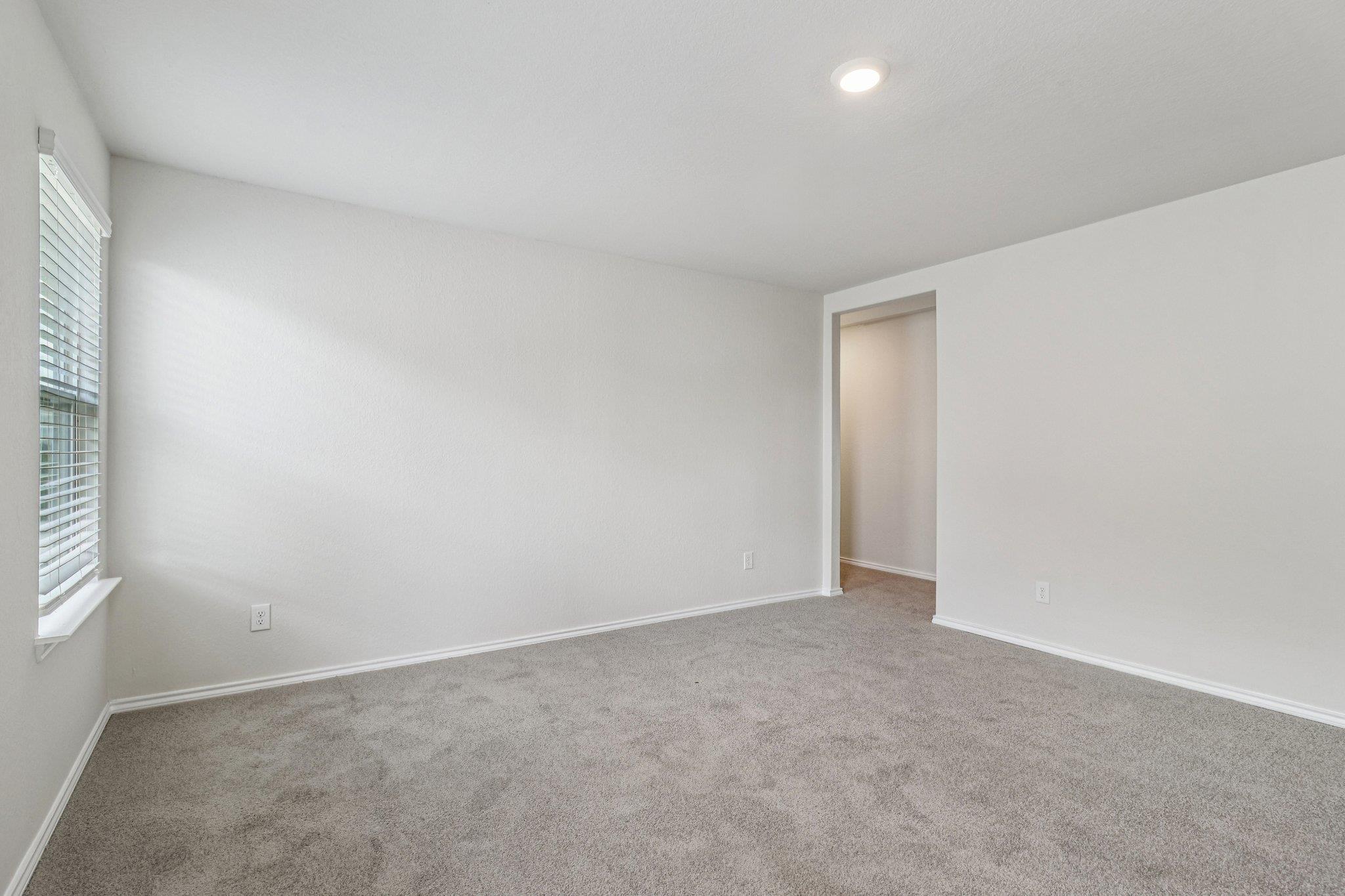 4006 Bay Leaf Loop, Von Ormy, TX 78073