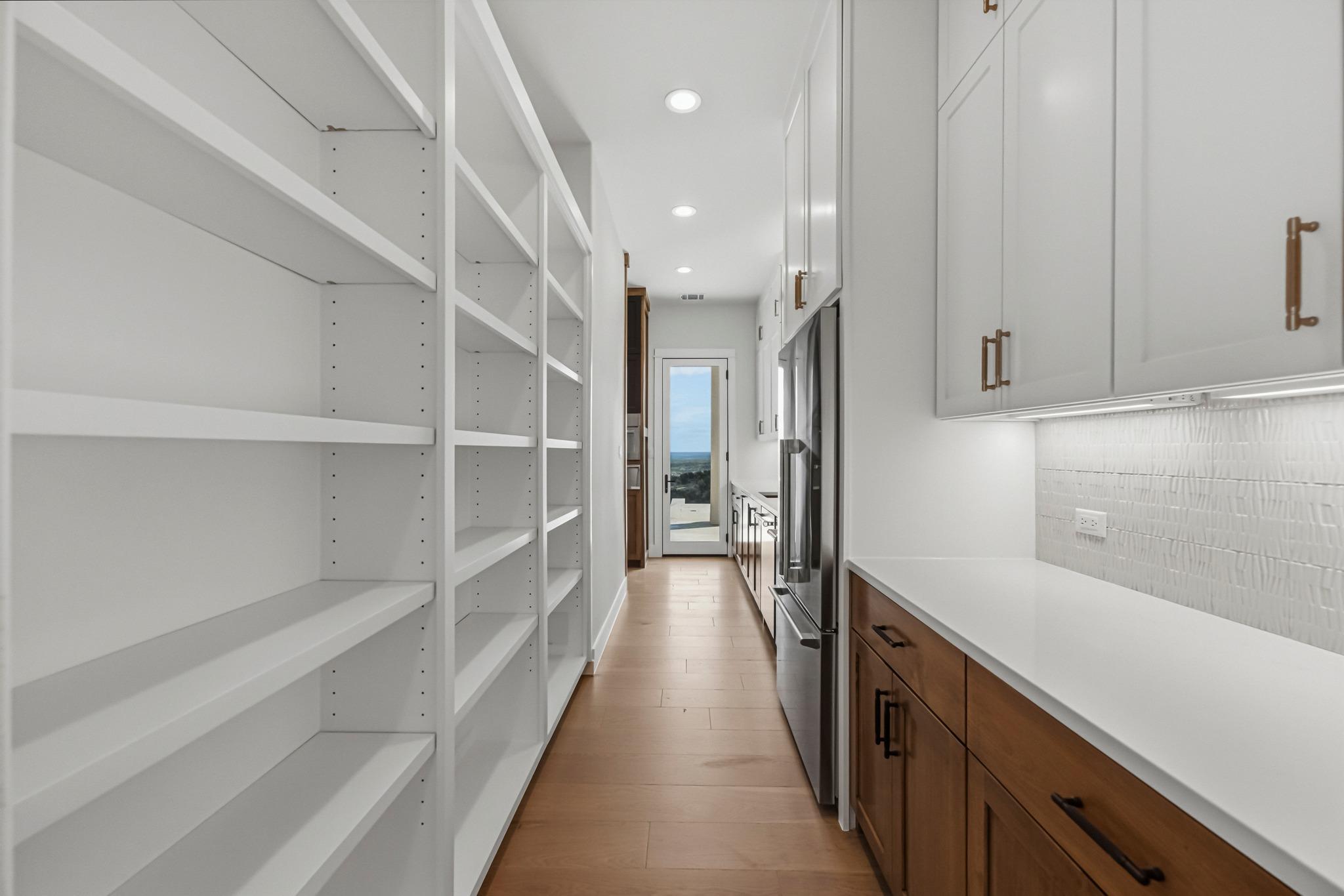 108 Montana Del Oro Way, Lakeway, TX 78738