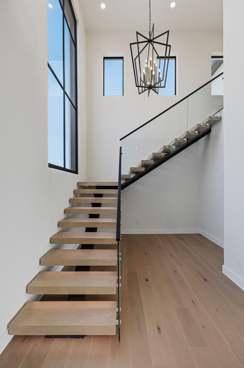 108 Montana Del Oro Way, Lakeway, TX 78738