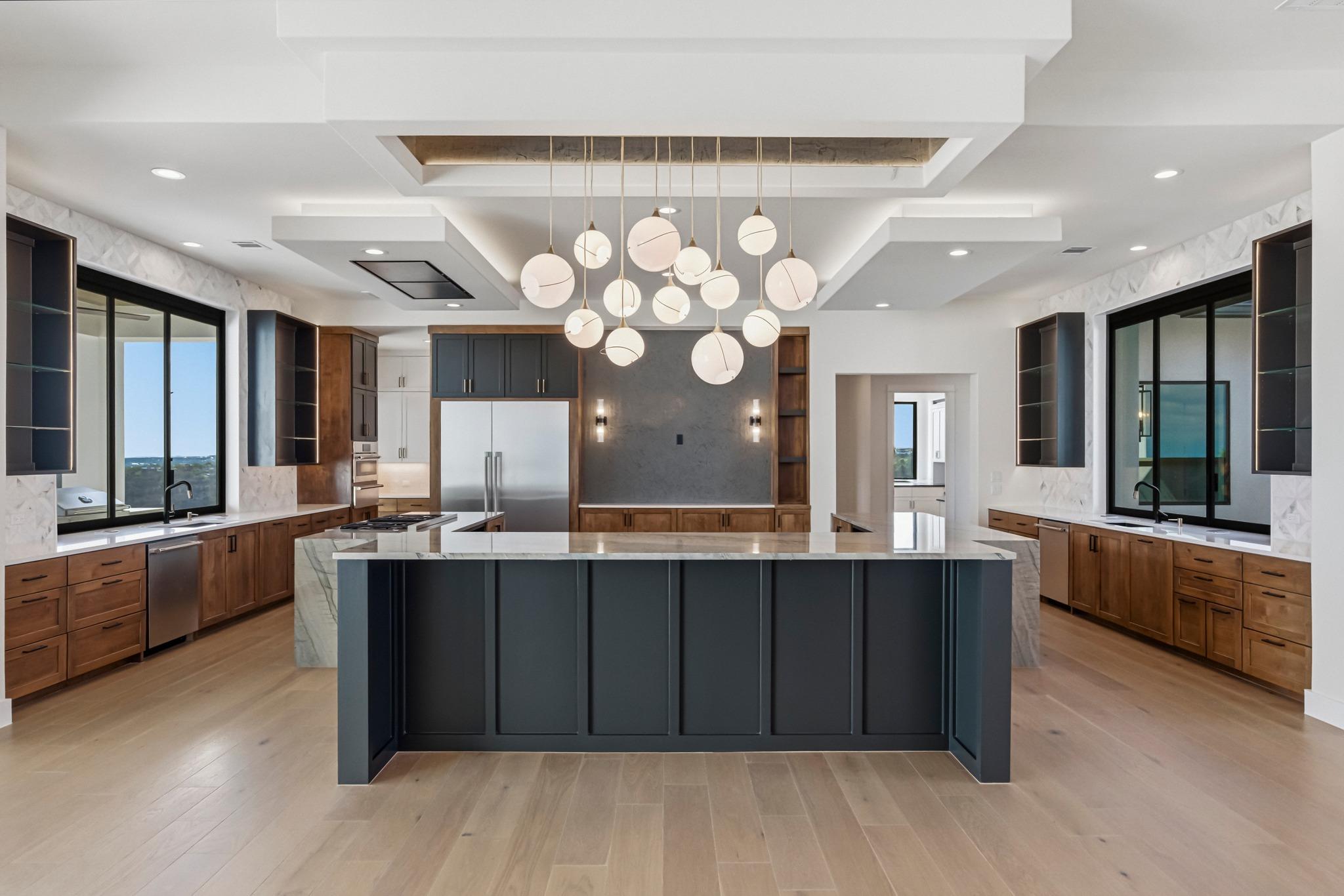 108 Montana Del Oro Way, Lakeway, TX 78738