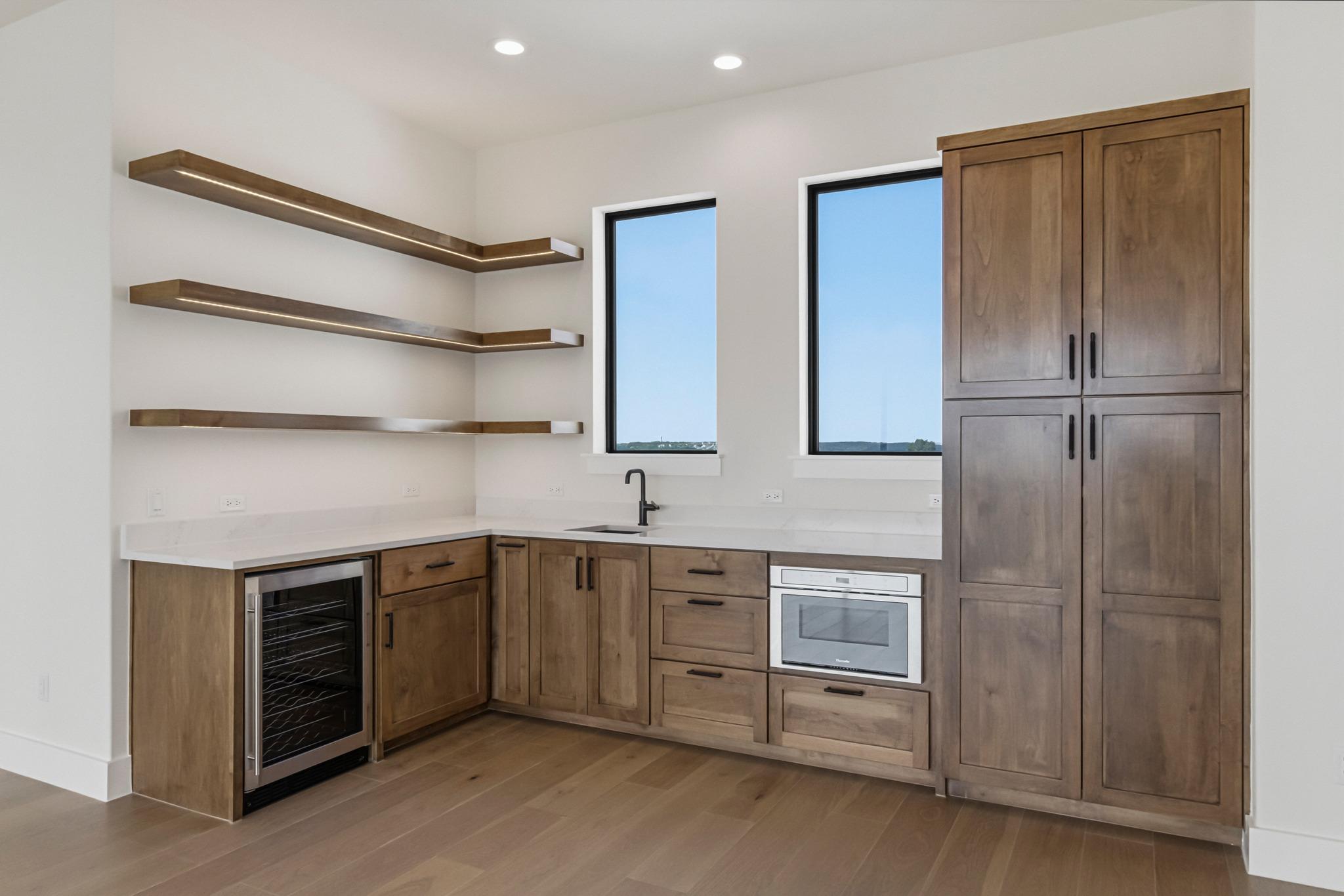 108 Montana Del Oro Way, Lakeway, TX 78738