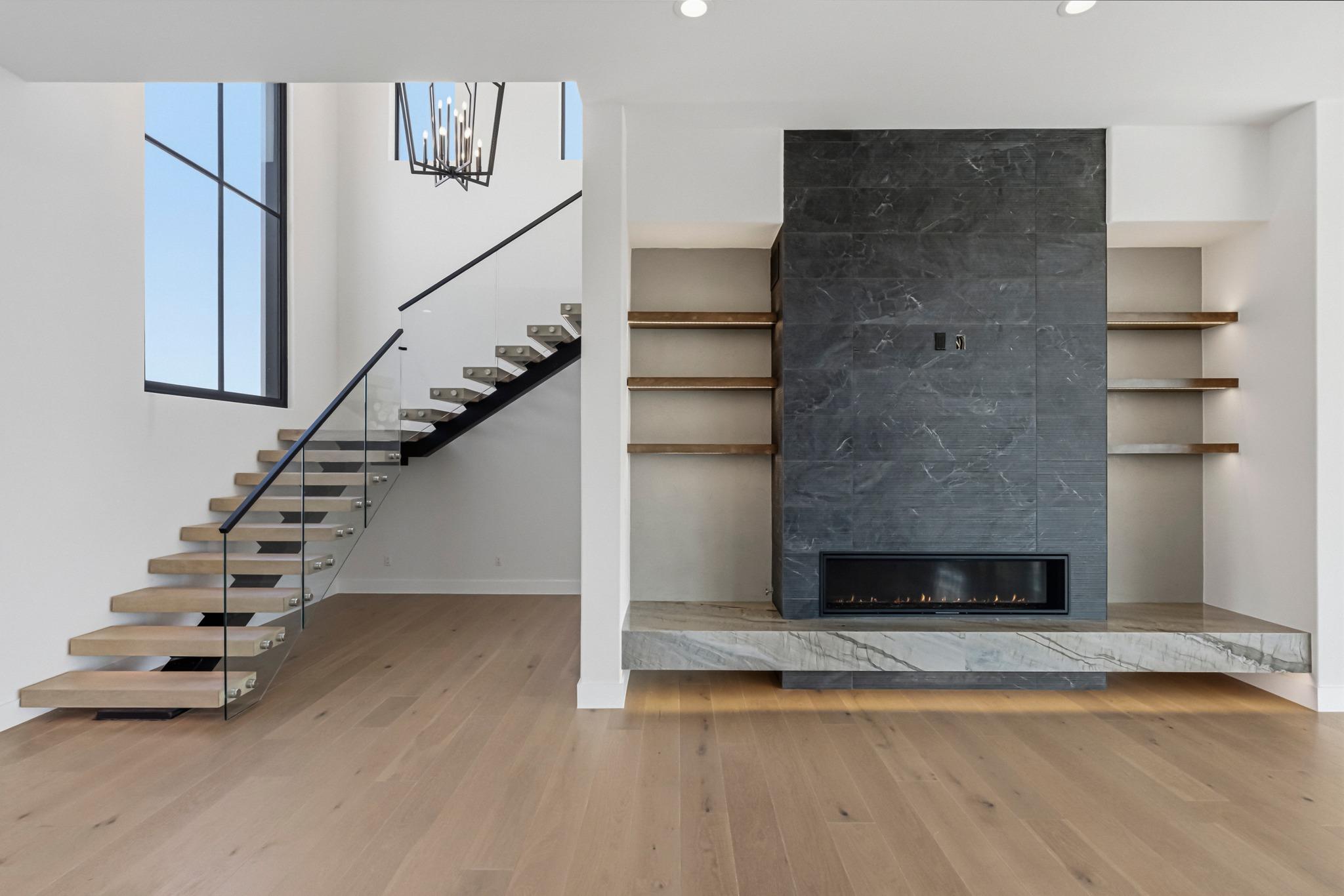 108 Montana Del Oro Way, Lakeway, TX 78738