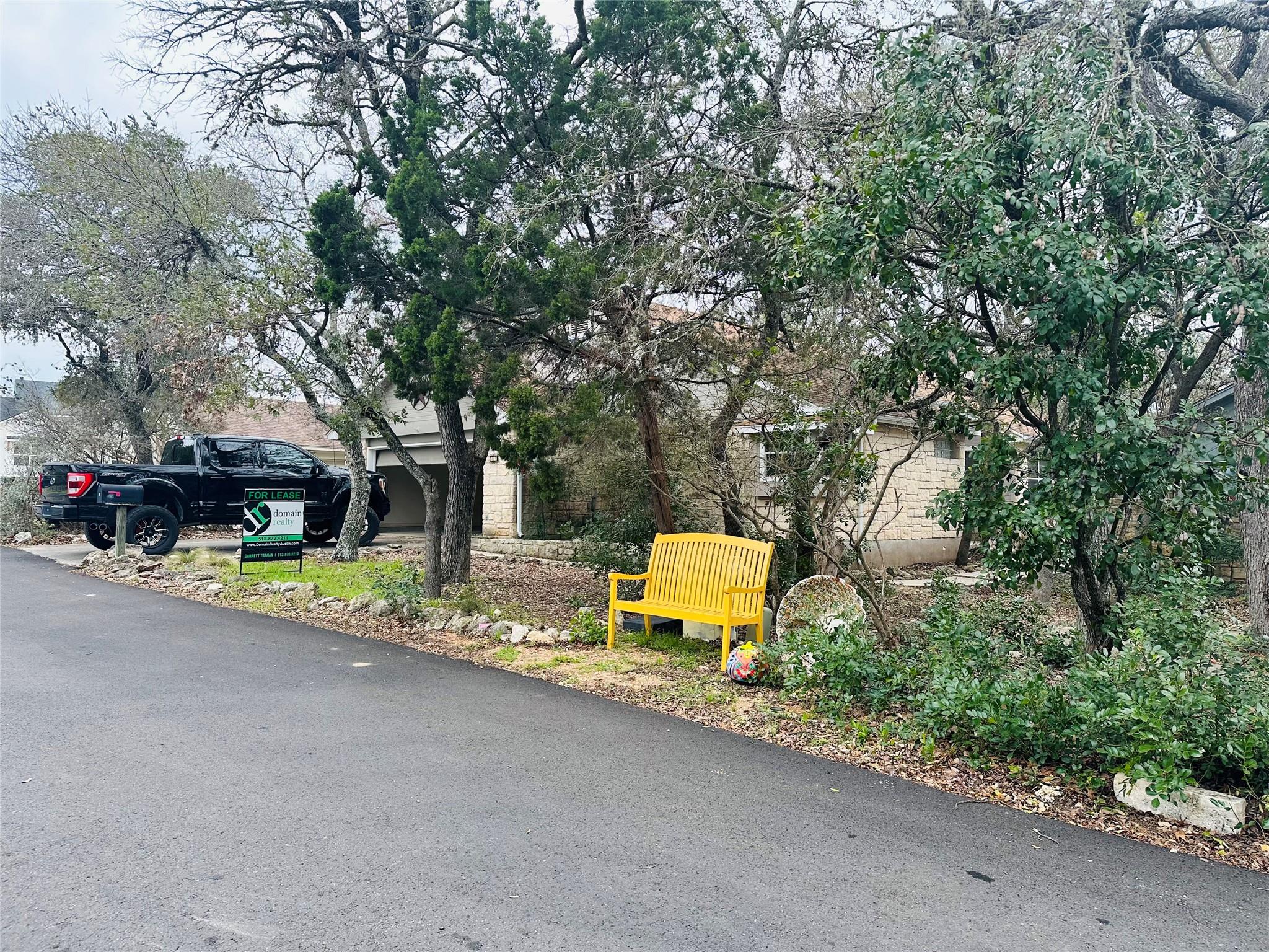 27 Par View Dr, Wimberley, TX 78676