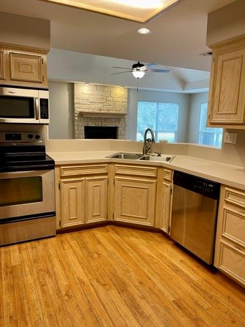 27 Par View Dr, Wimberley, TX 78676