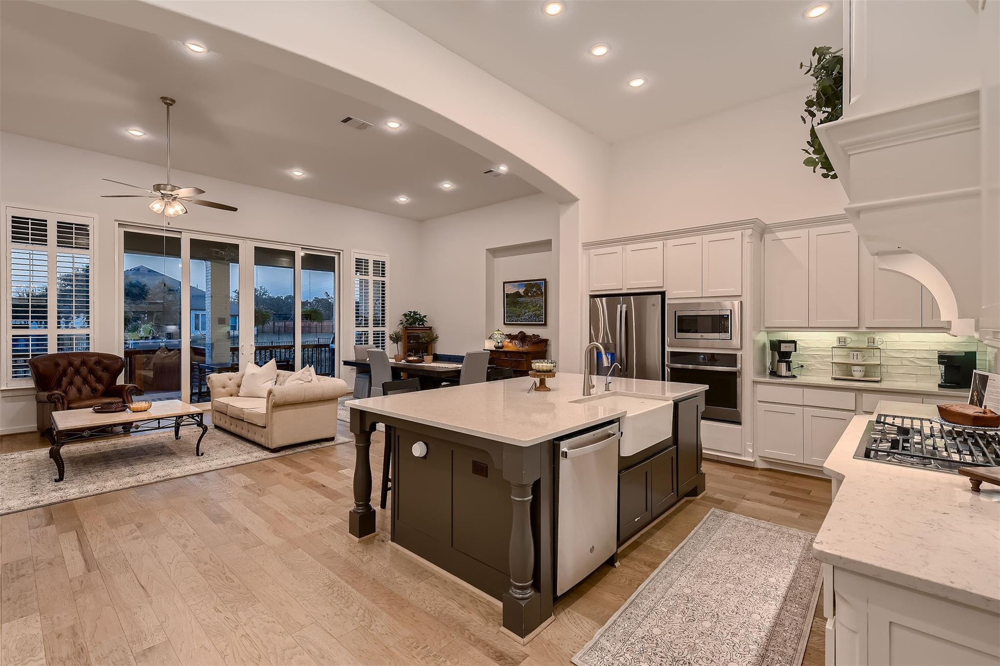 108 Rainbow Valley Trl, San Marcos, TX 78666