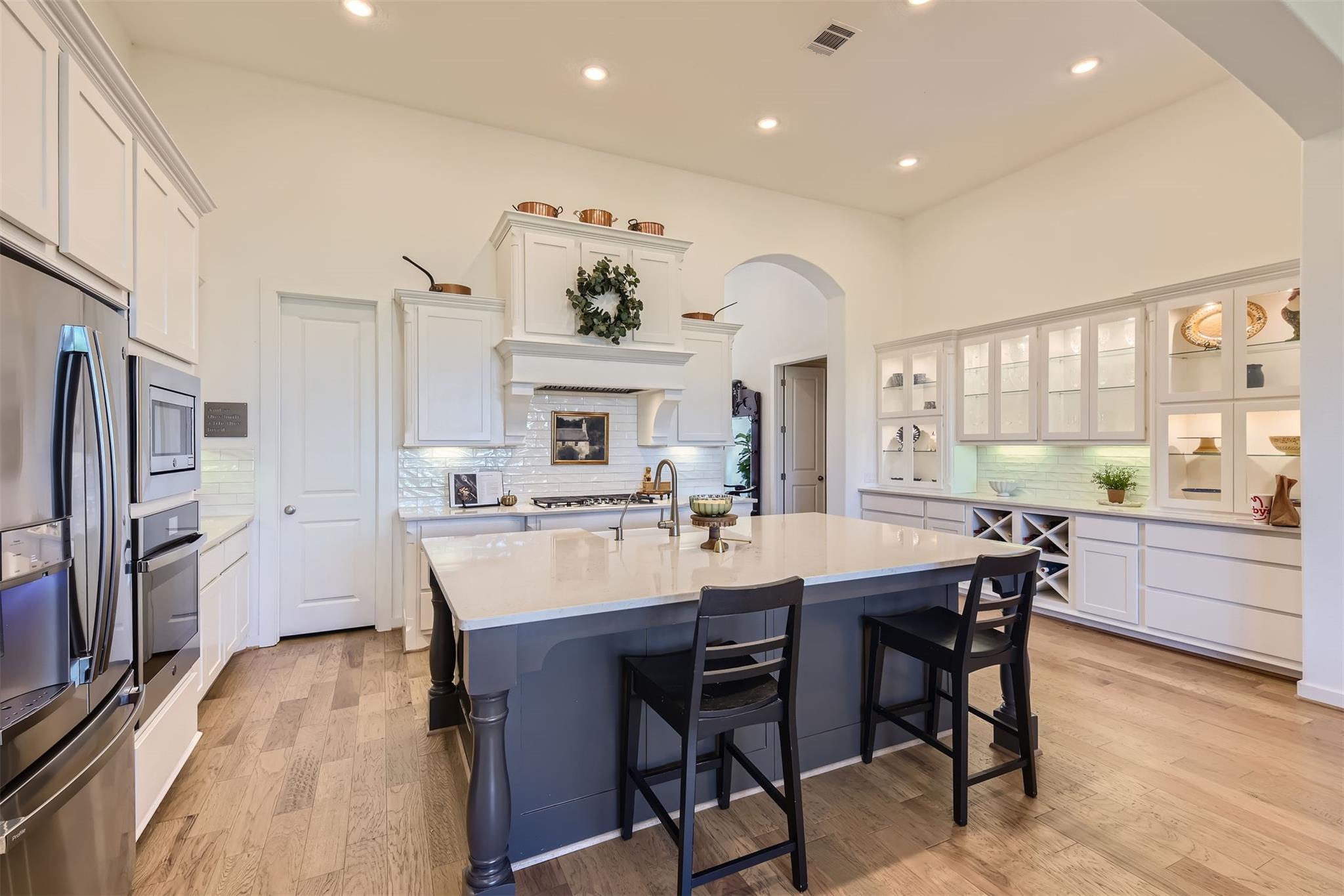 108 Rainbow Valley Trl, San Marcos, TX 78666