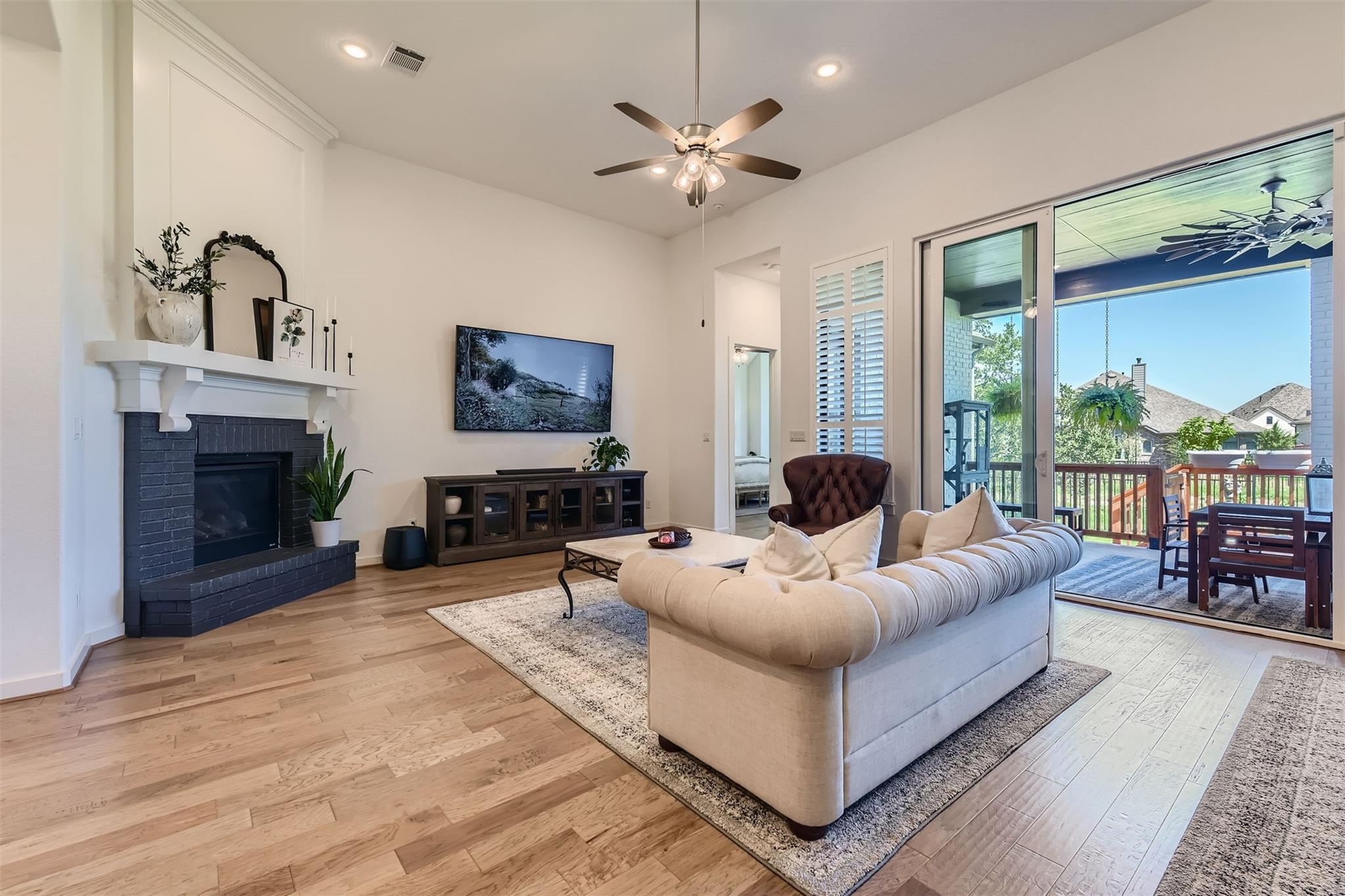 108 Rainbow Valley Trl, San Marcos, TX 78666