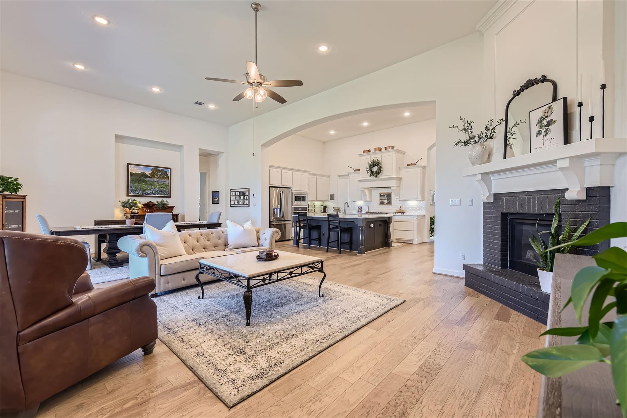 108 Rainbow Valley Trl, San Marcos, TX 78666