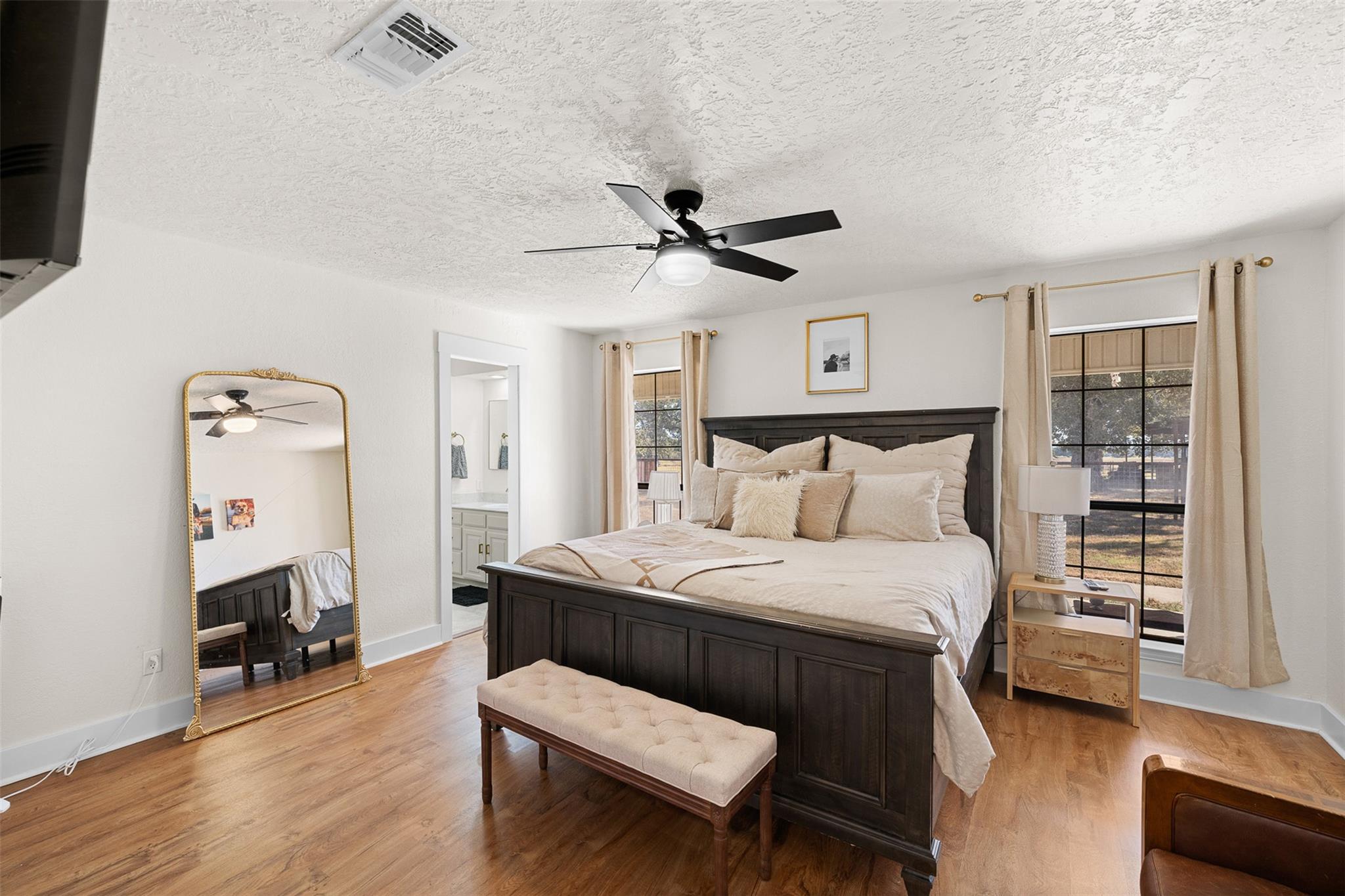 9203 S Us Highway 77 Highway, Rockdale, TX 76567