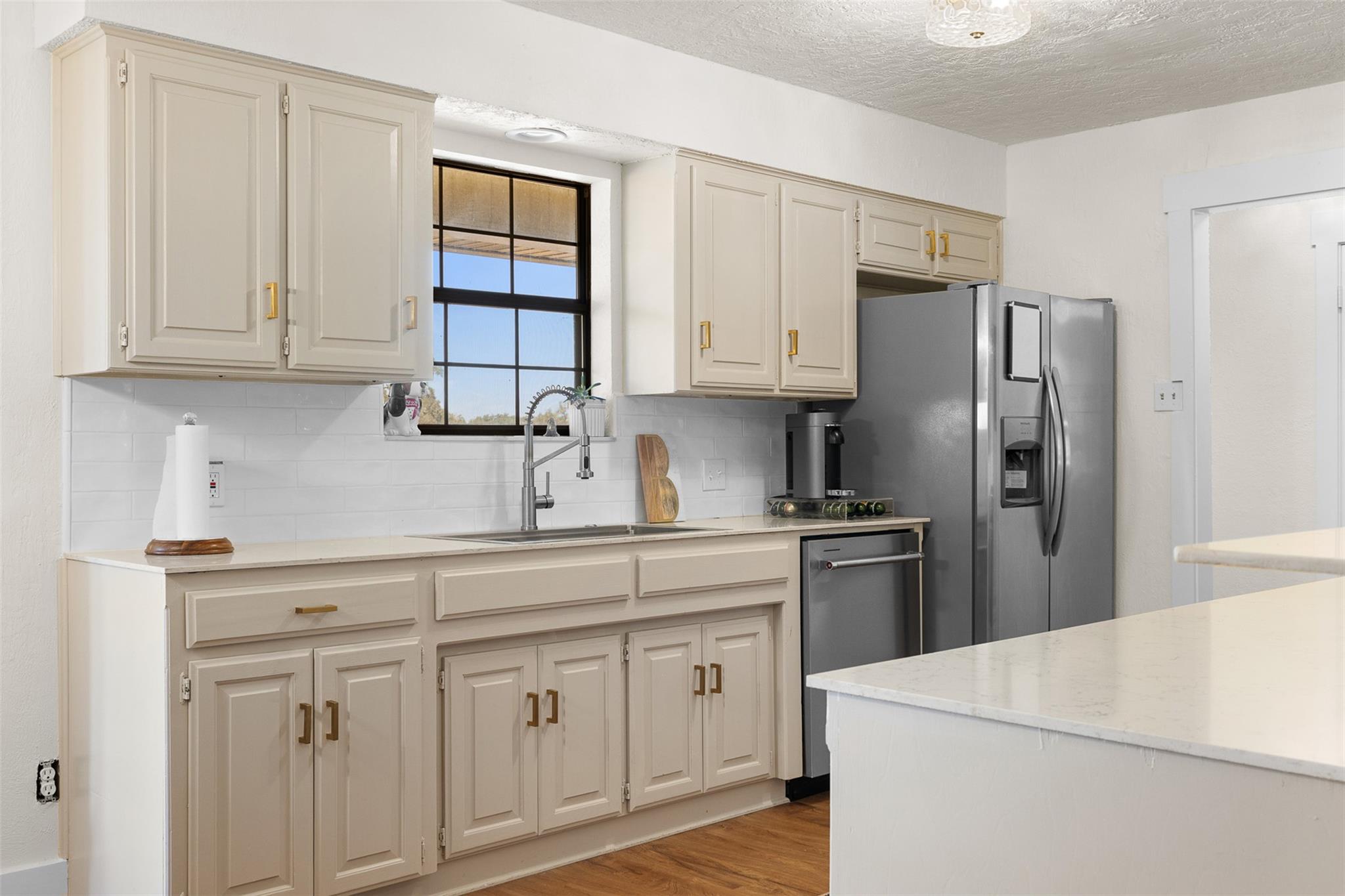 9203 S Us Highway 77 Highway, Rockdale, TX 76567