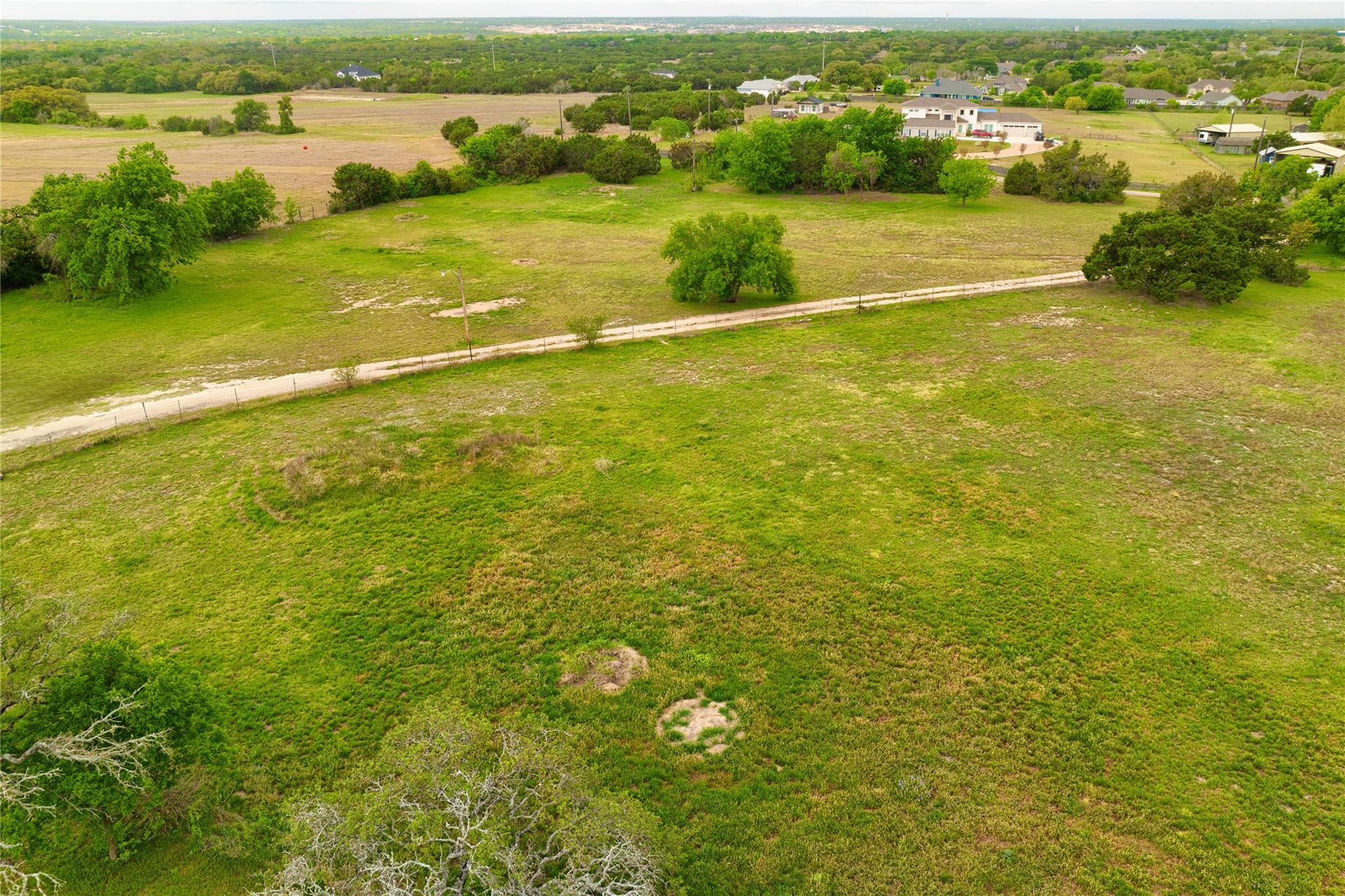 1301 Live Oak Trl, Liberty Hill, TX 78642