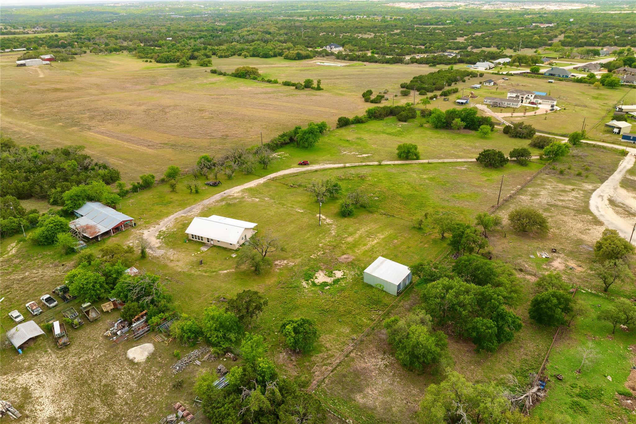 1301 Live Oak Trl, Liberty Hill, TX 78642