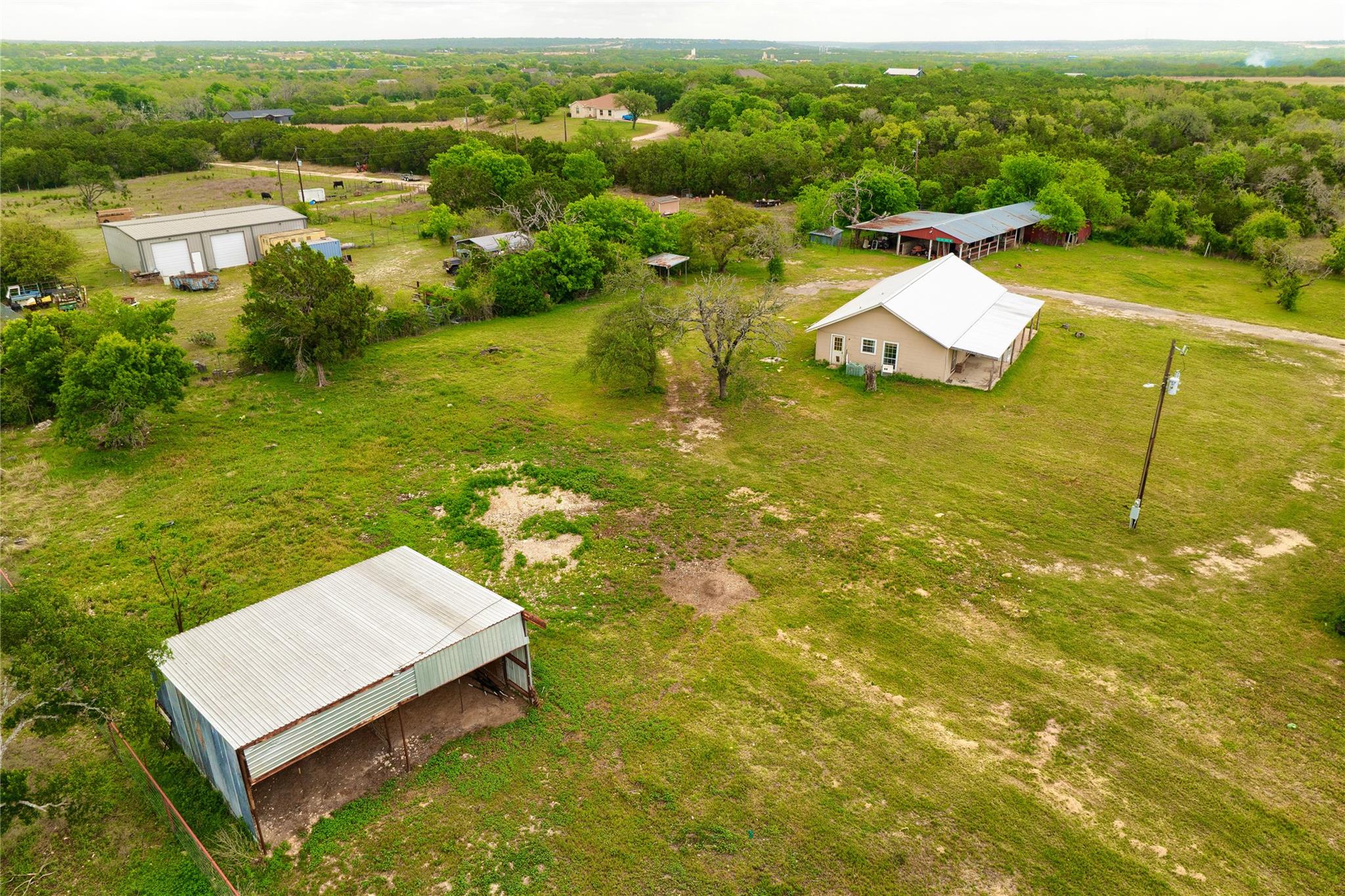 1301 Live Oak Trl, Liberty Hill, TX 78642